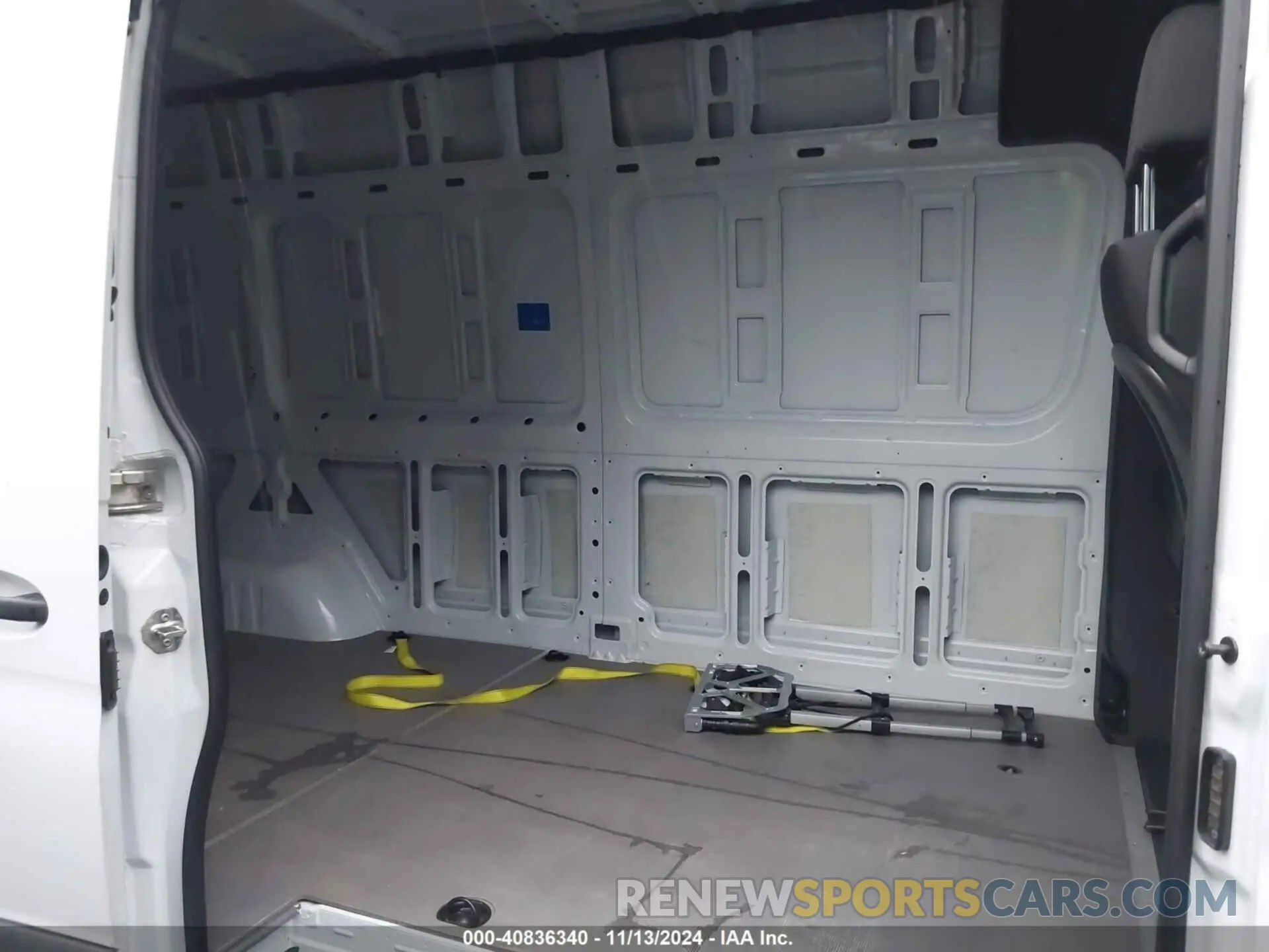 8 Photograph of a damaged car W1Y40CHY0NT095769 MERCEDES-BENZ SPRINTER 2500 2022