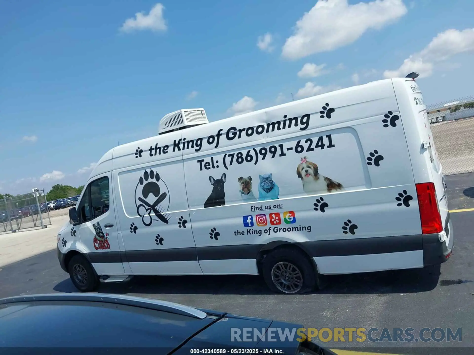 14 Photograph of a damaged car W1Y4DDHY6NT084561 MERCEDES-BENZ SPRINTER 2500 2022