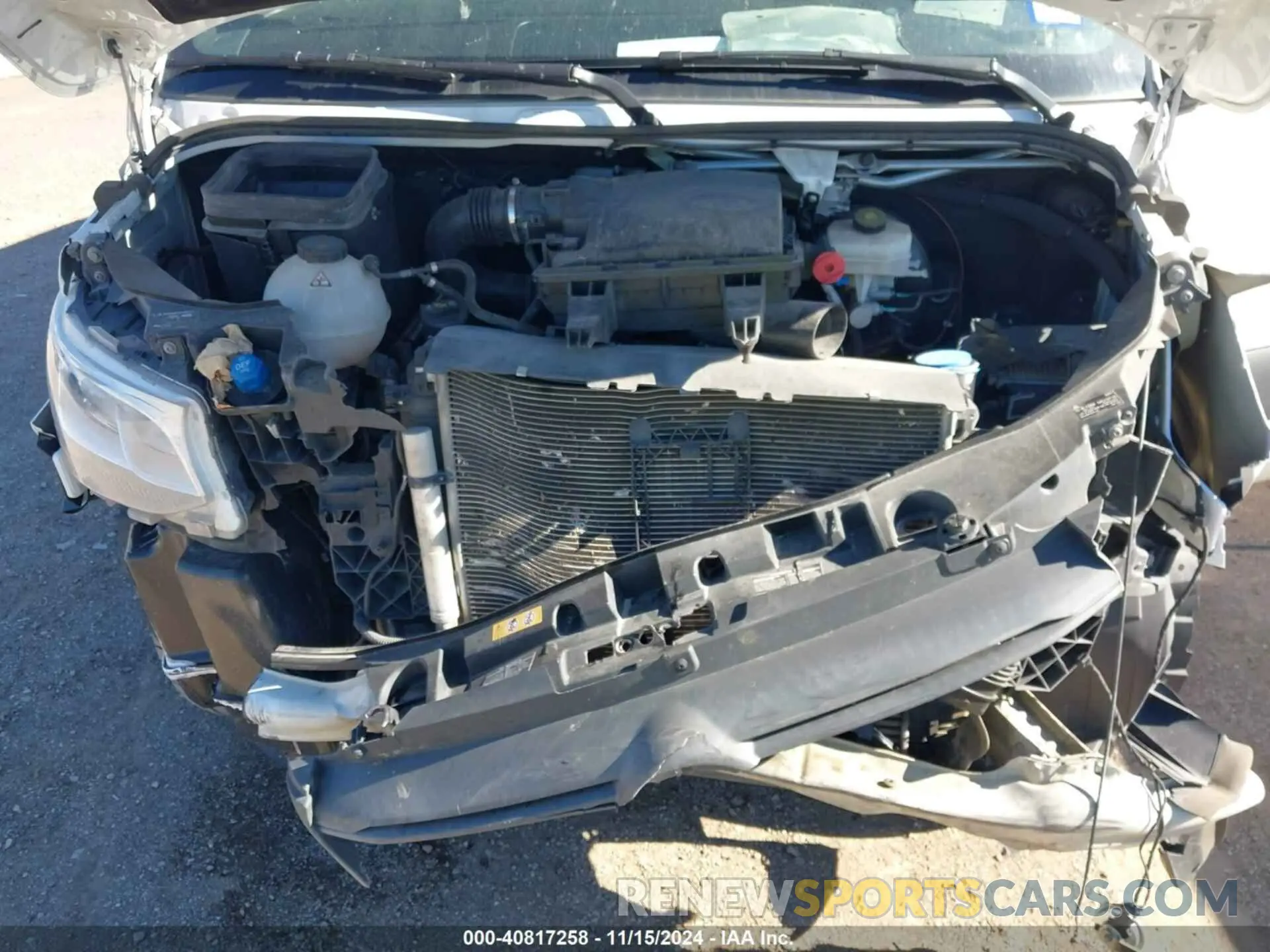 10 Photograph of a damaged car W1Y4EBHY1NT105169 MERCEDES-BENZ SPRINTER 2500 2022