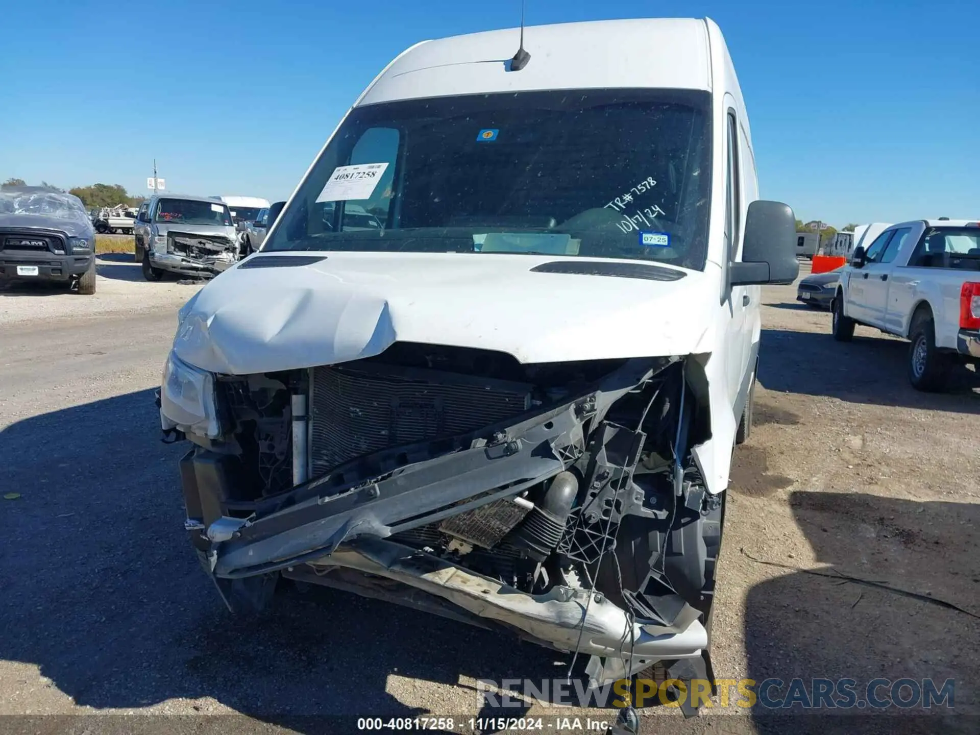 6 Photograph of a damaged car W1Y4EBHY1NT105169 MERCEDES-BENZ SPRINTER 2500 2022