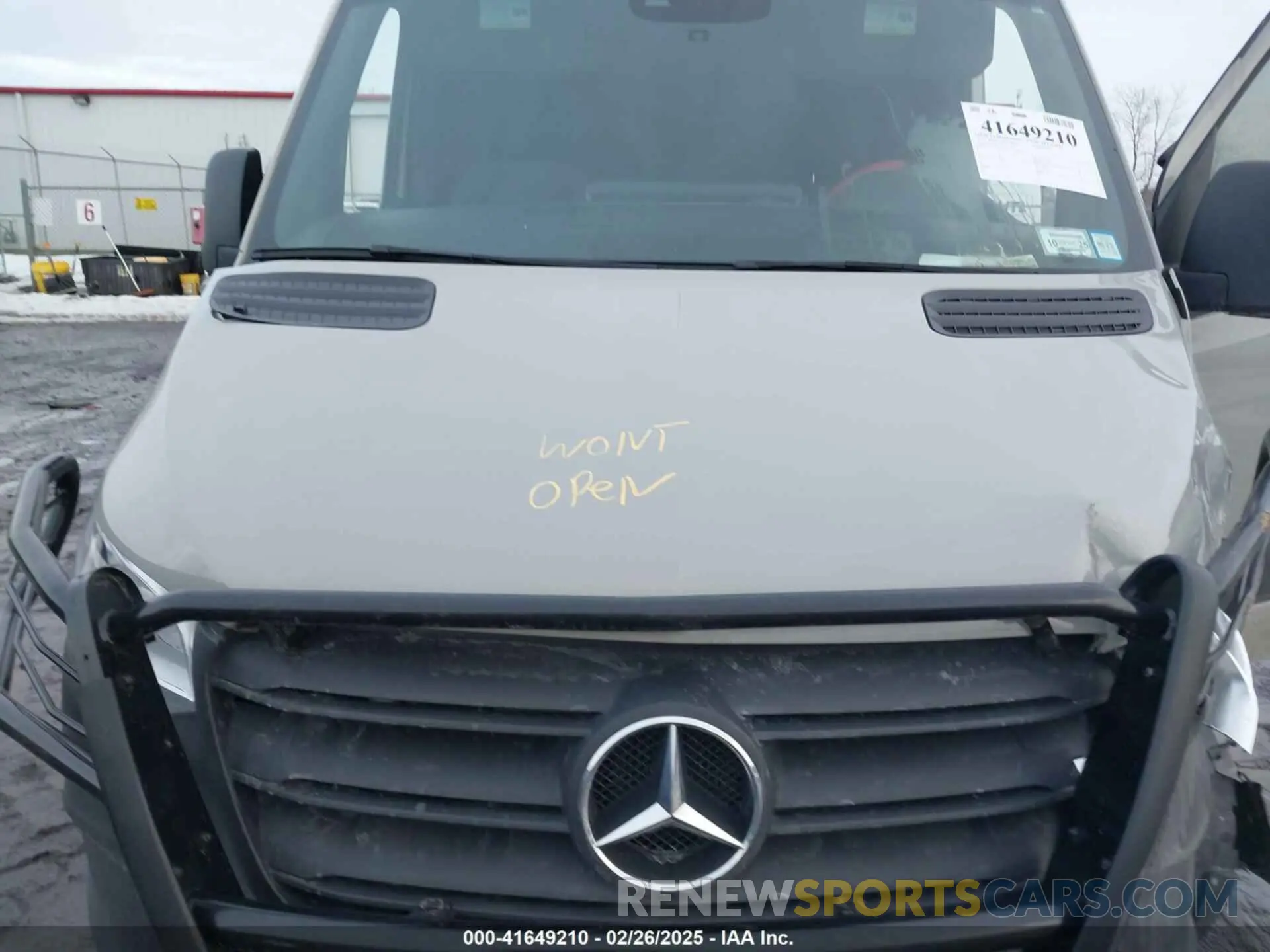 10 Photograph of a damaged car W1Y4EBVY0NT112828 MERCEDES-BENZ SPRINTER 2500 2022