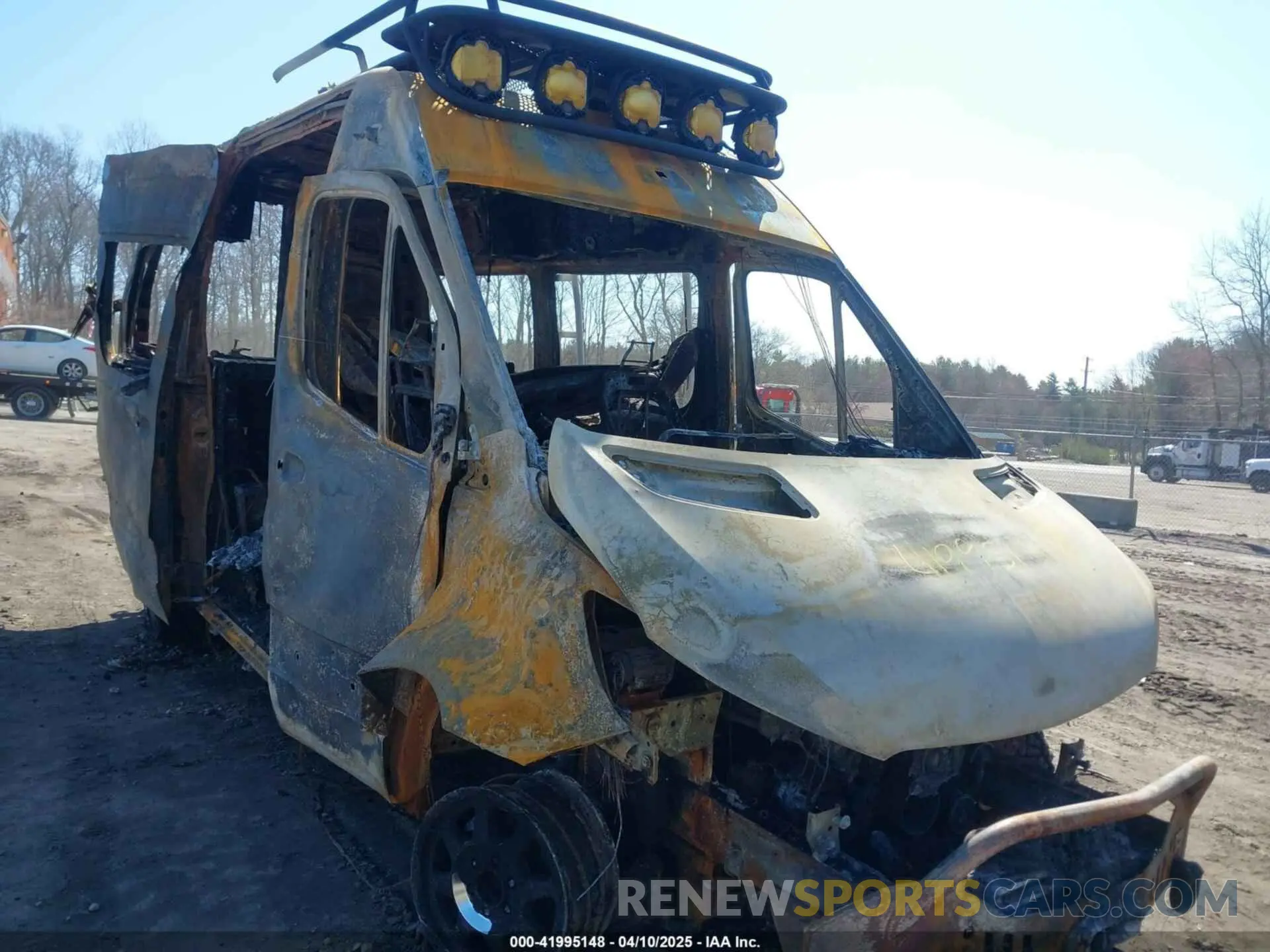 6 Photograph of a damaged car W1Y4EBVY2NT099077 MERCEDES-BENZ SPRINTER 2500 2022