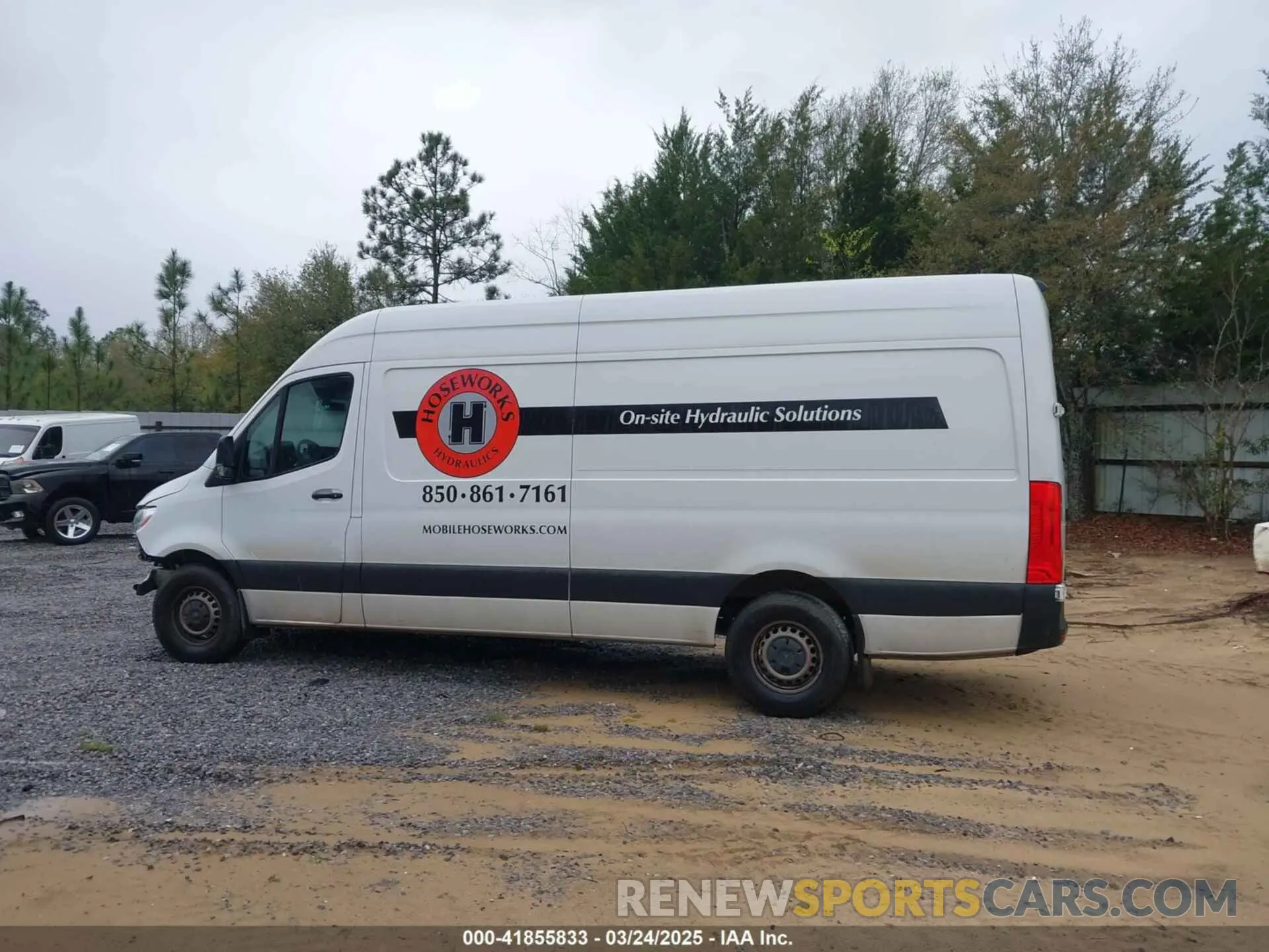 14 Photograph of a damaged car W1Y4ECHY0NT116296 MERCEDES-BENZ SPRINTER 2500 2022