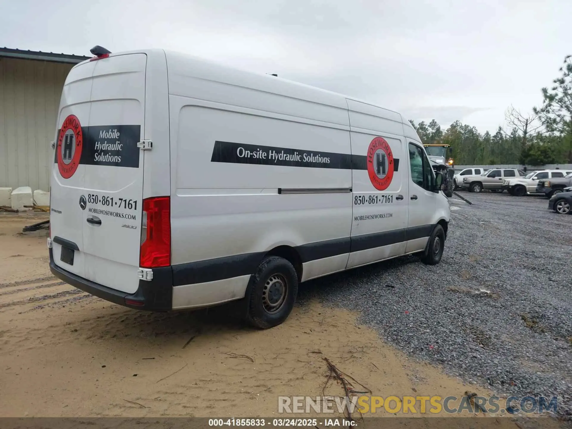 4 Photograph of a damaged car W1Y4ECHY0NT116296 MERCEDES-BENZ SPRINTER 2500 2022