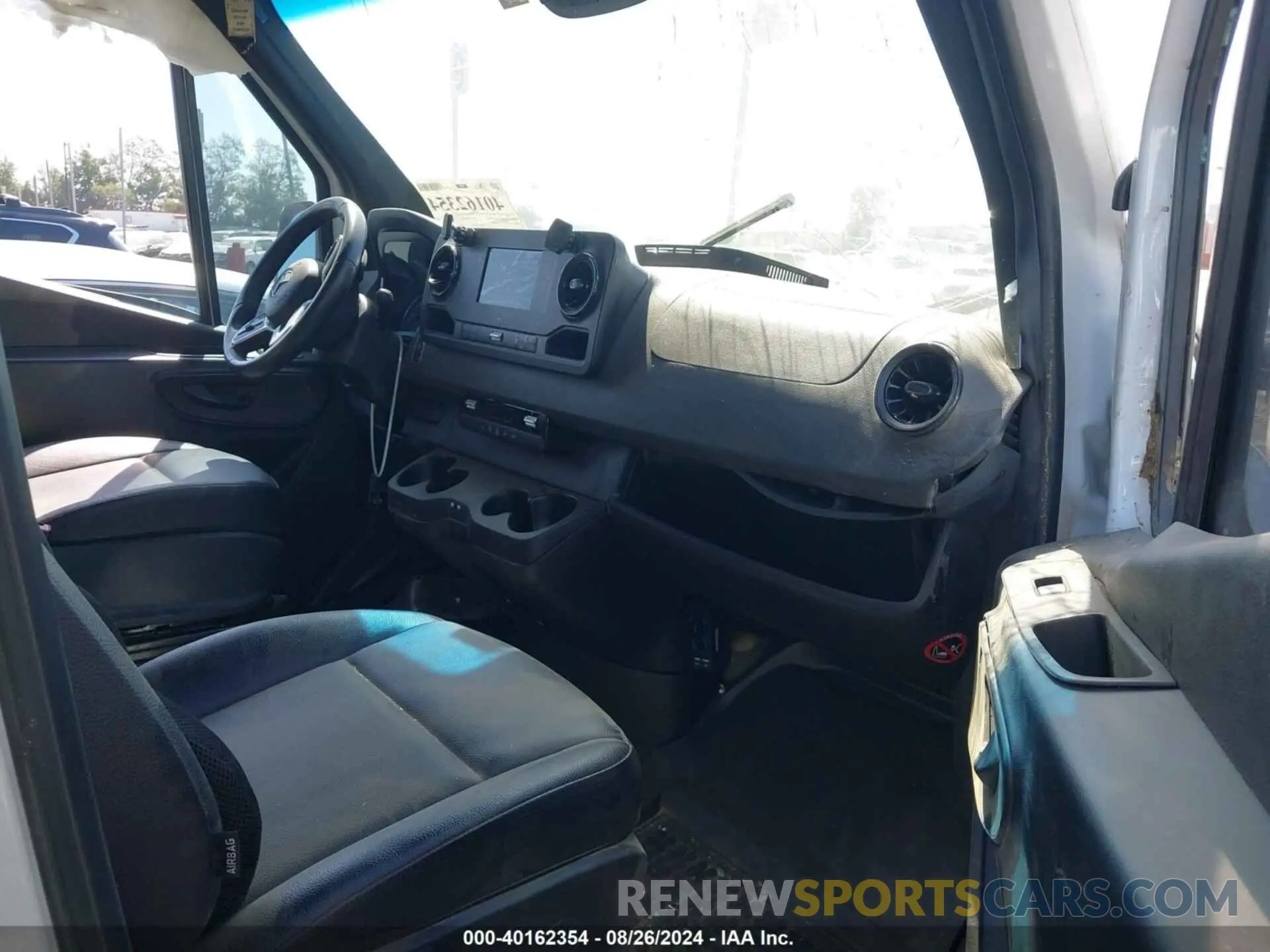 5 Photograph of a damaged car W1Y4ECHY1NT082840 MERCEDES-BENZ SPRINTER 2500 2022