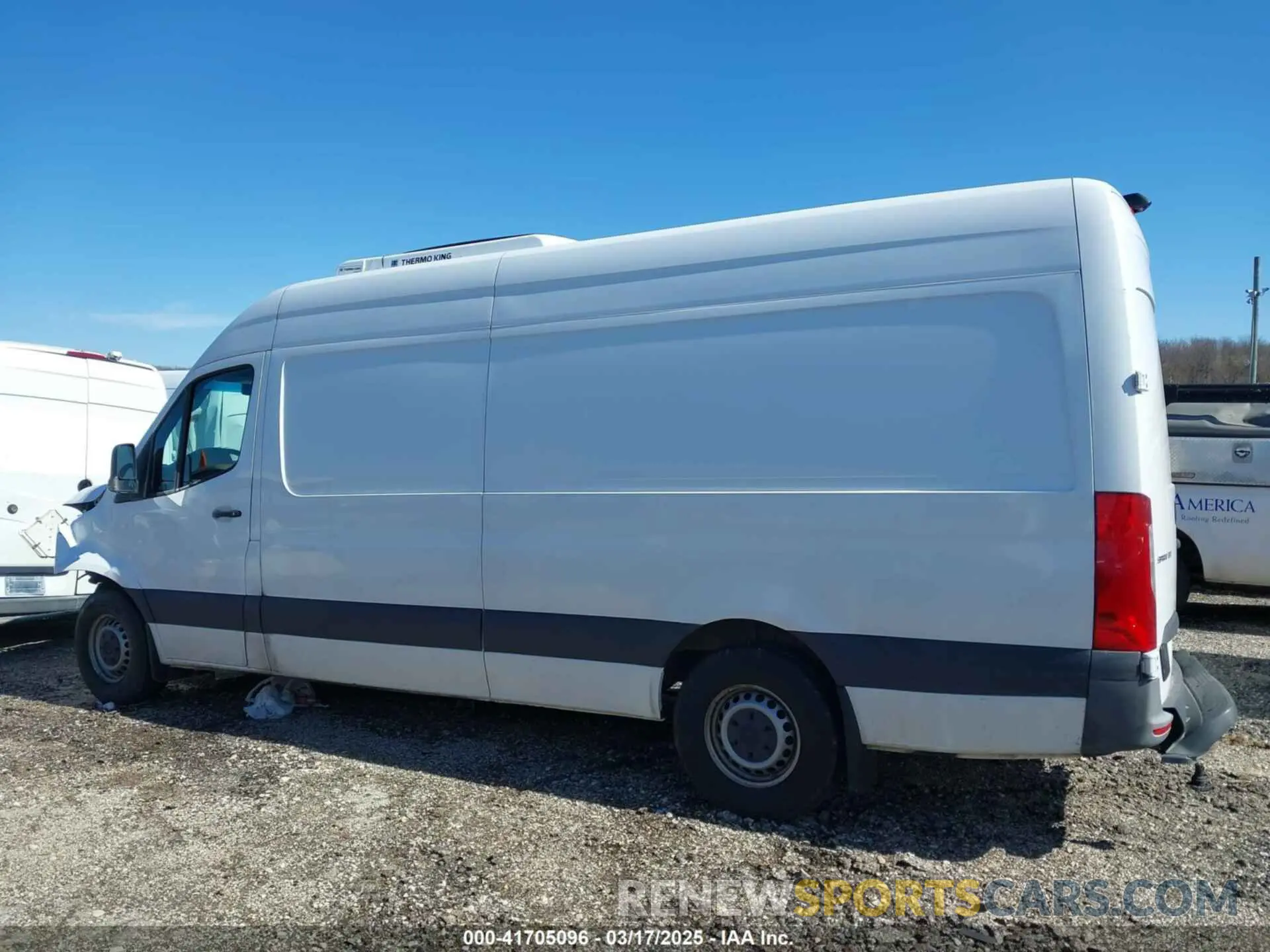 14 Photograph of a damaged car W1Y4ECHY5NT081741 MERCEDES-BENZ SPRINTER 2500 2022