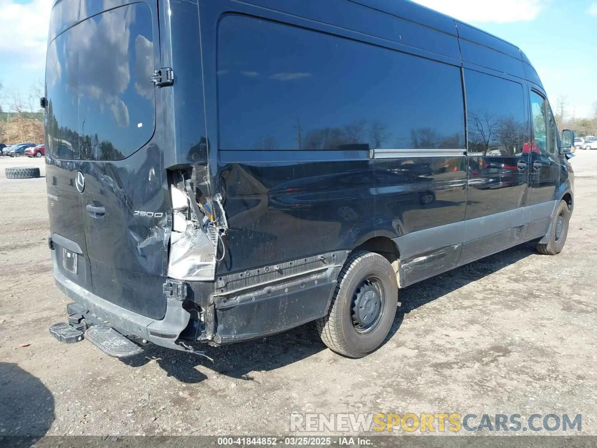 4 Photograph of a damaged car W1Y4ECHYXNT112143 MERCEDES-BENZ SPRINTER 2500 2022