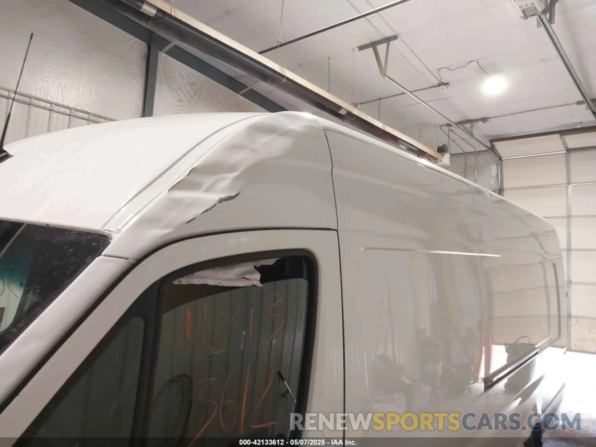 18 Photograph of a damaged car W1Y4EDHY3NT112667 MERCEDES-BENZ SPRINTER 2500 2022