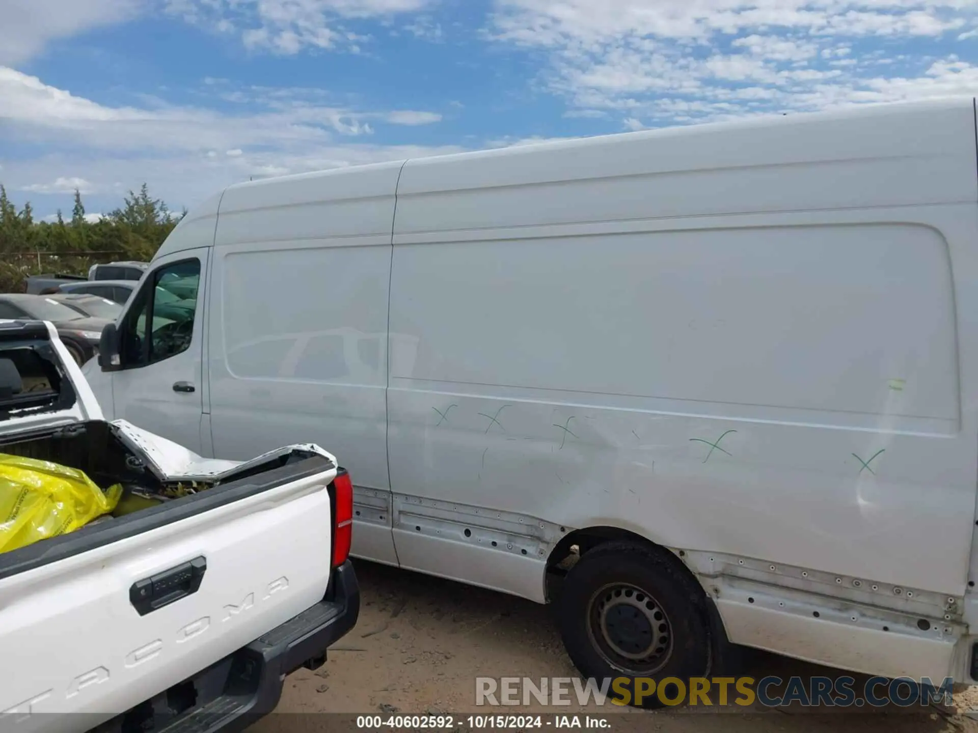 14 Photograph of a damaged car W1Y40CHY2PT128757 MERCEDES-BENZ SPRINTER 2500 2023