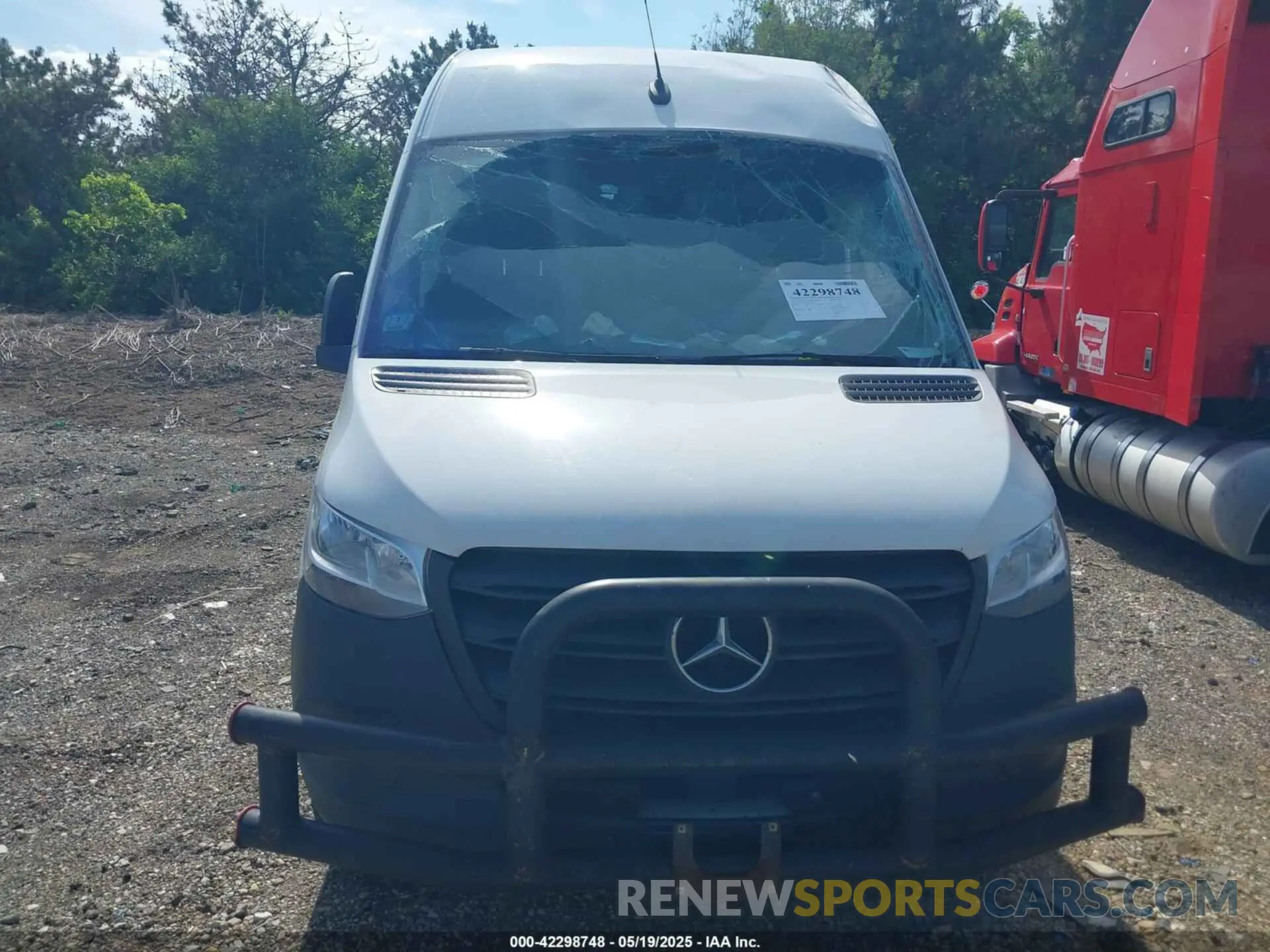 12 Photograph of a damaged car W1Y4KCHY3PT126512 MERCEDES-BENZ SPRINTER 2500 2023
