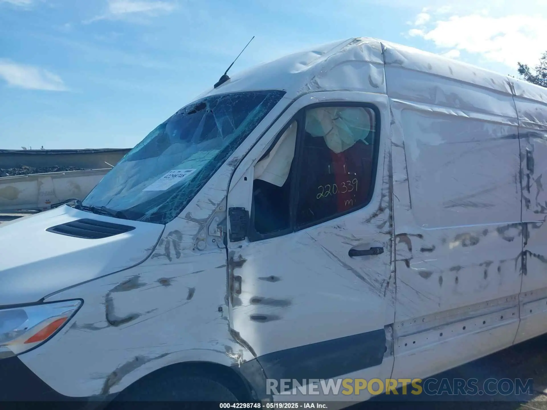 6 Photograph of a damaged car W1Y4KCHY3PT126512 MERCEDES-BENZ SPRINTER 2500 2023