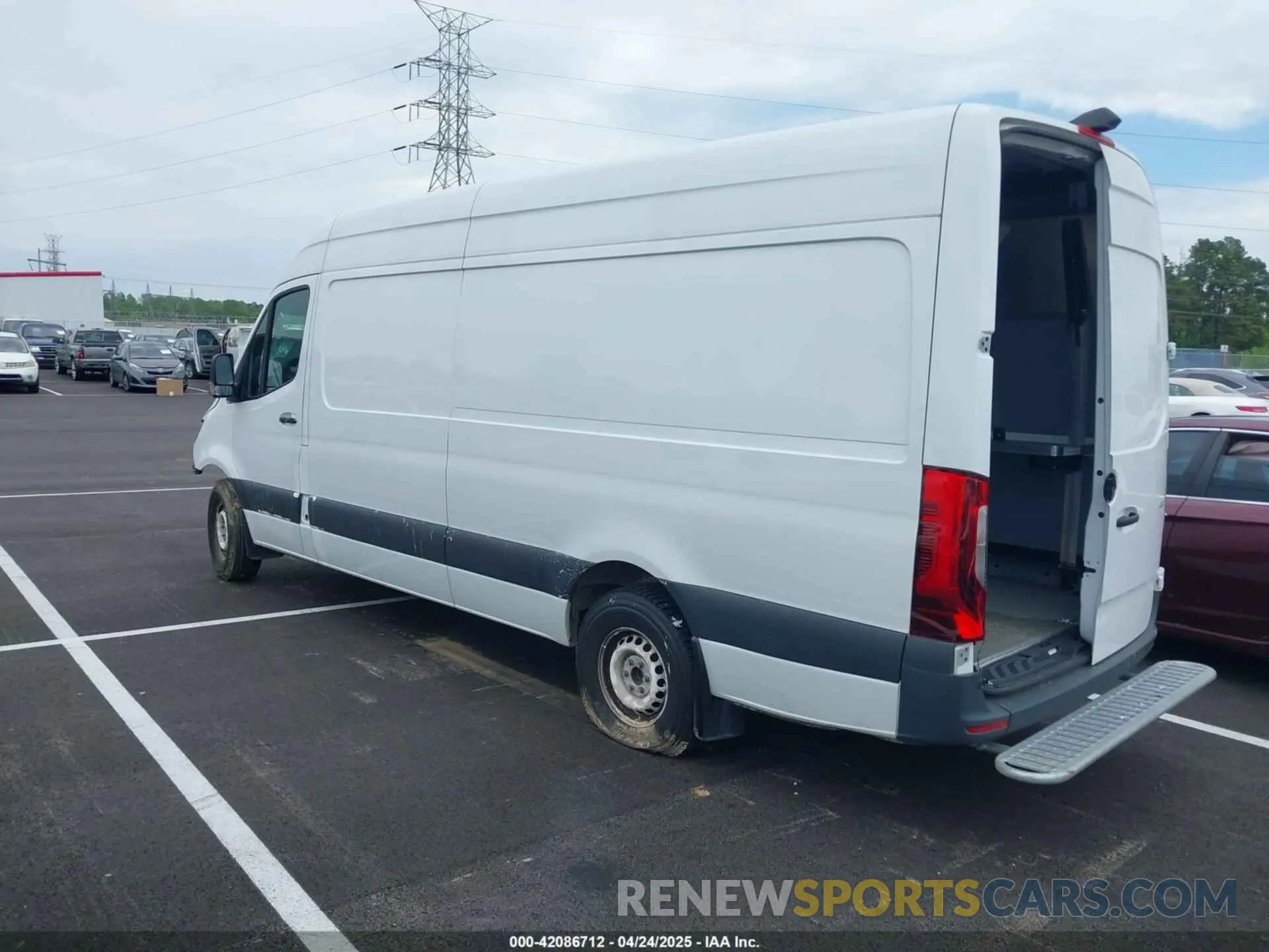 14 Photograph of a damaged car W1Y4KCHY9PT138583 MERCEDES-BENZ SPRINTER 2500 2023