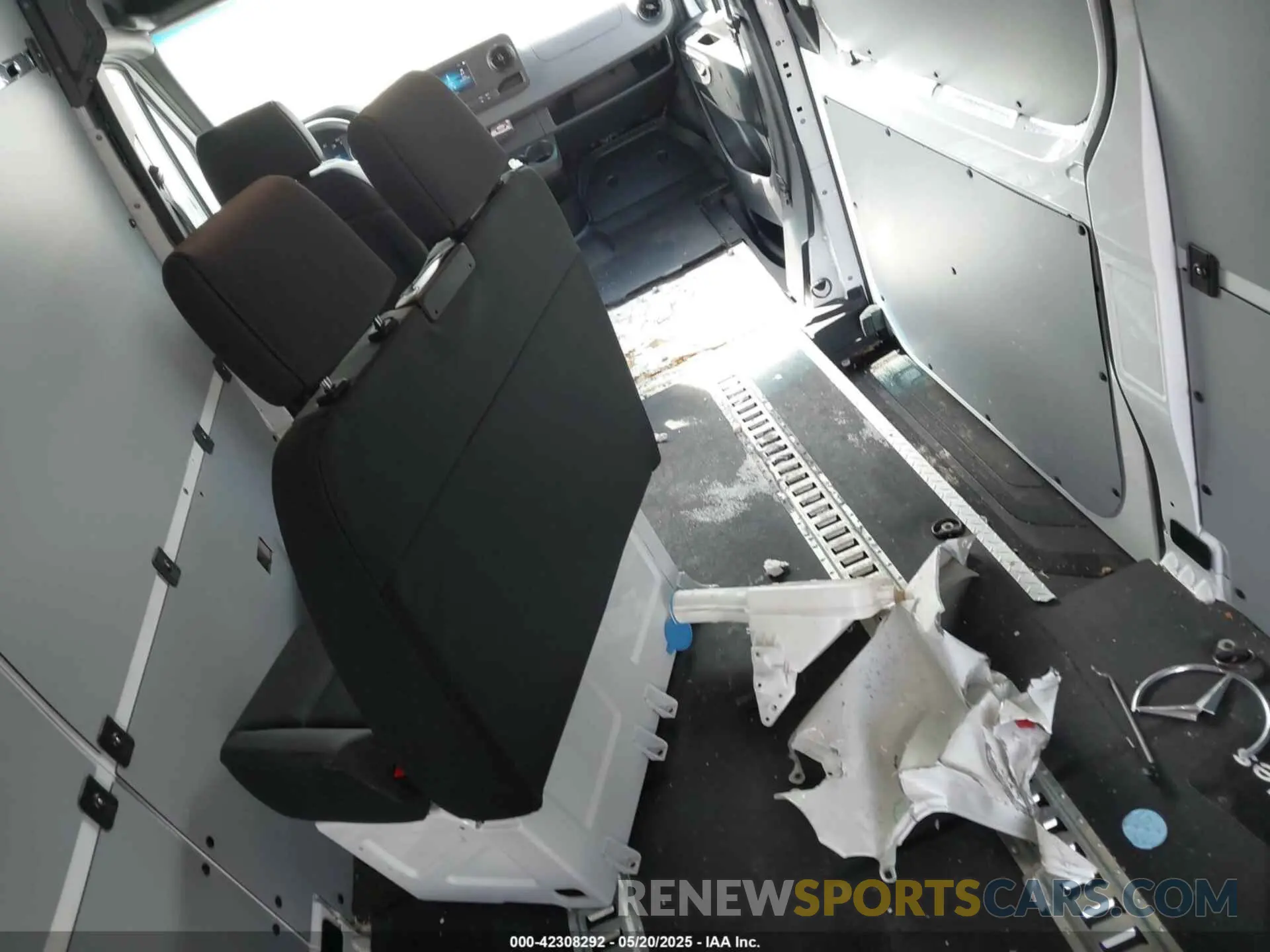 12 Photograph of a damaged car W1Y4NDHY5PT151232 MERCEDES-BENZ SPRINTER 2500 2023