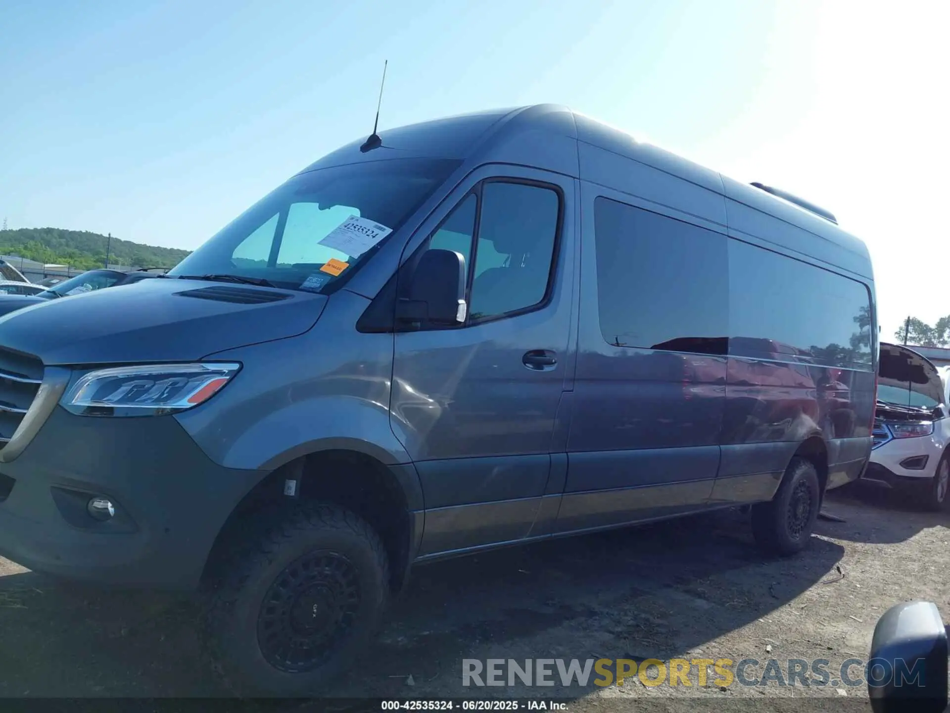 14 Photograph of a damaged car W1W4NCVY7RT156717 MERCEDES-BENZ SPRINTER 2500 2024