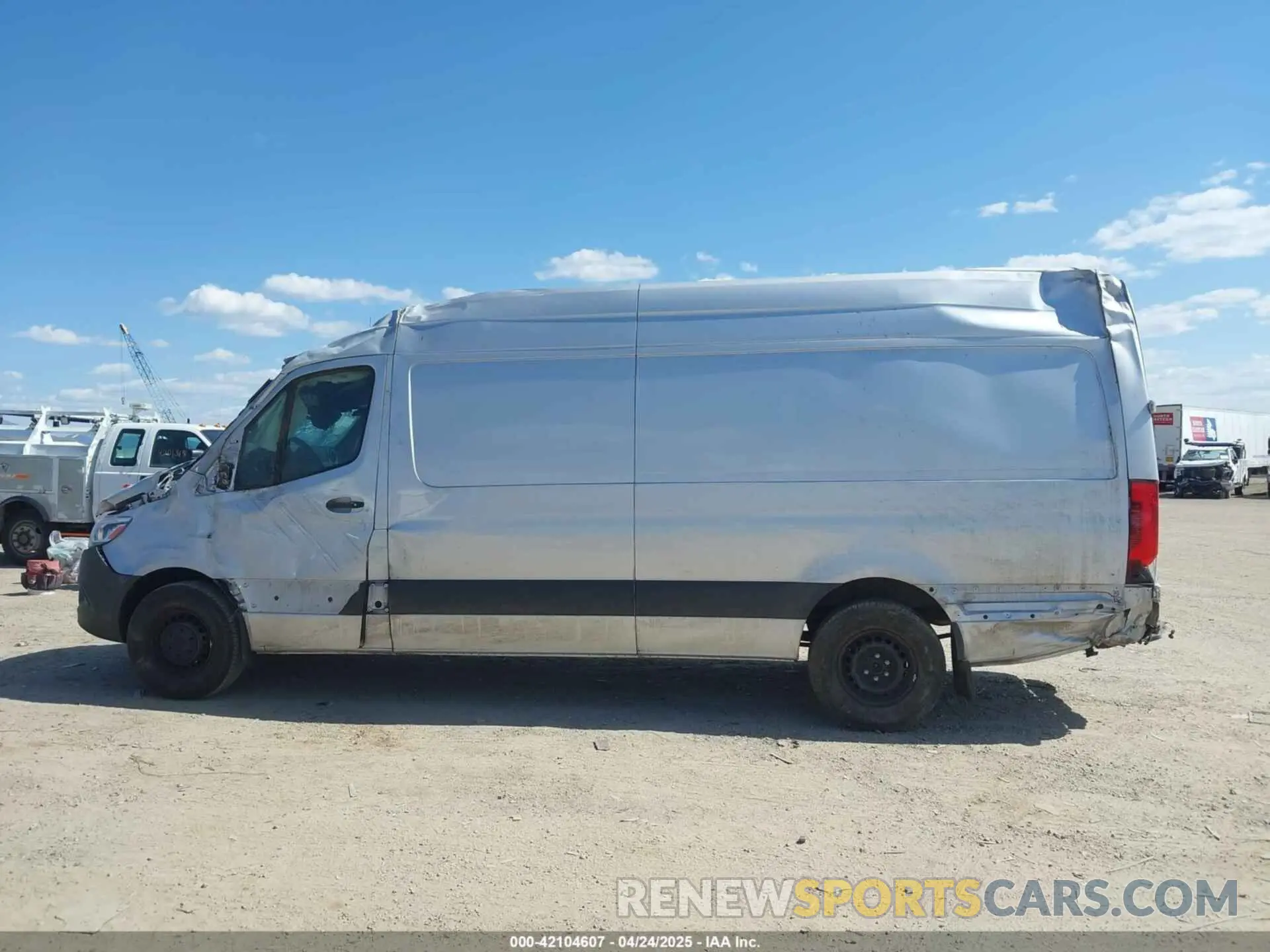 15 Photograph of a damaged car W1Y4KCHY3RT168035 MERCEDES-BENZ SPRINTER 2500 2024