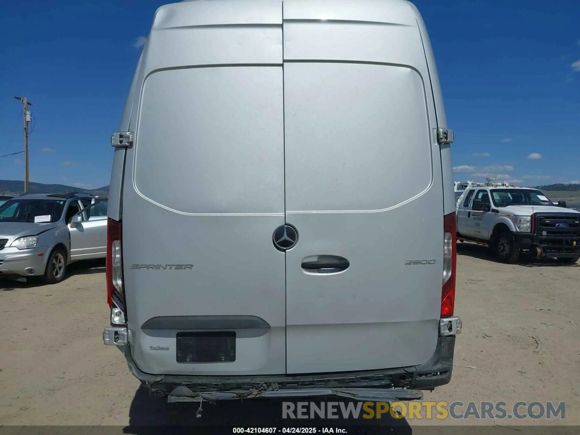 17 Photograph of a damaged car W1Y4KCHY3RT168035 MERCEDES-BENZ SPRINTER 2500 2024