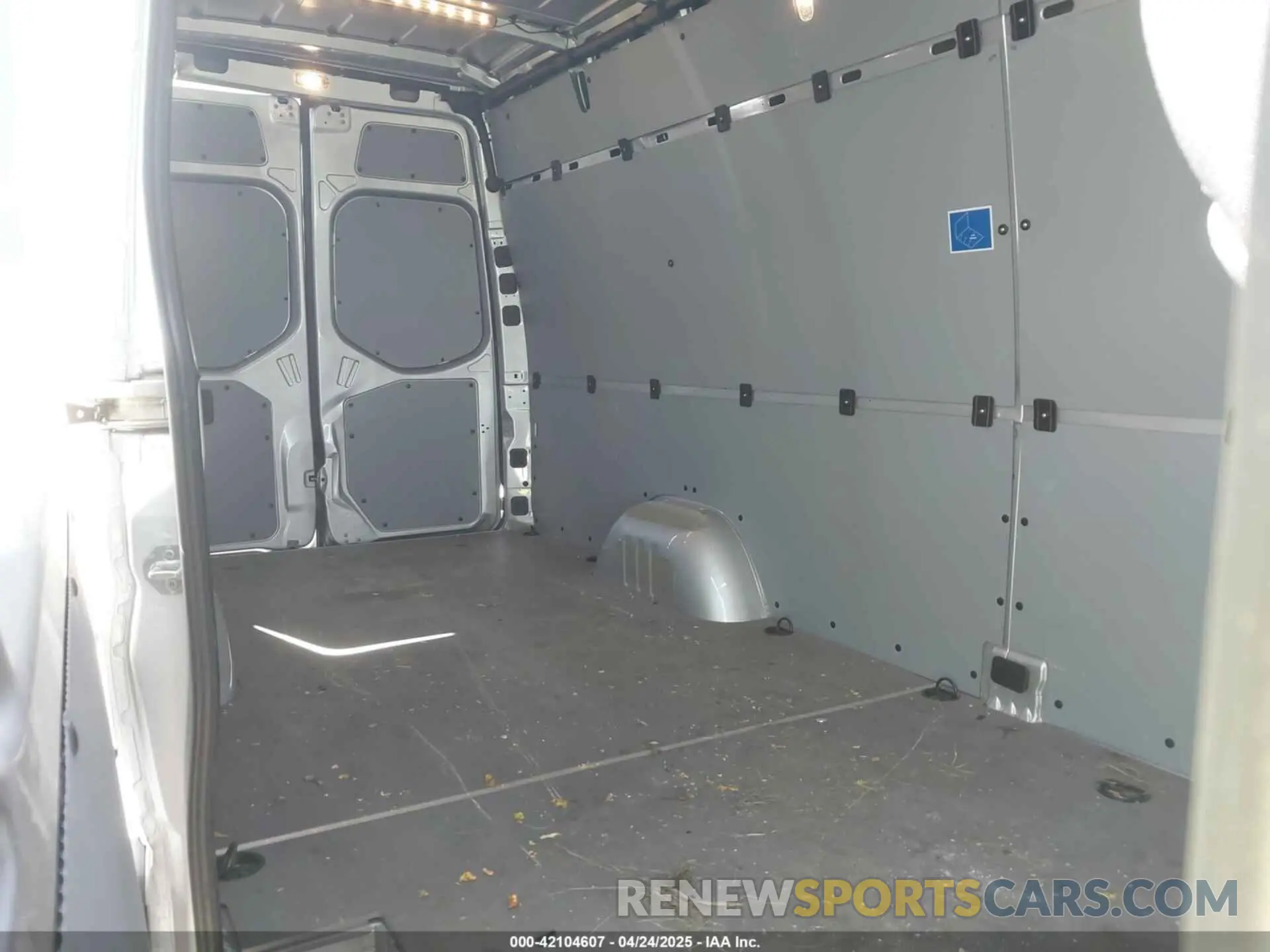 8 Photograph of a damaged car W1Y4KCHY3RT168035 MERCEDES-BENZ SPRINTER 2500 2024