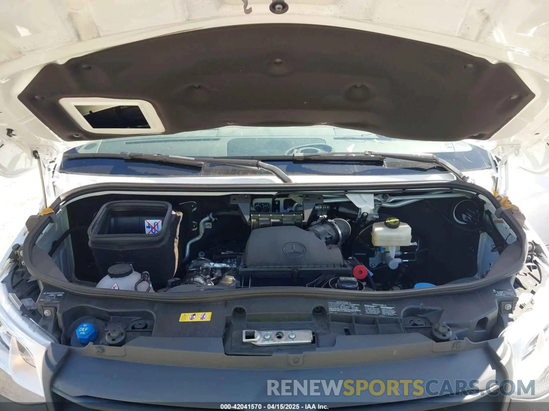 10 Photograph of a damaged car W1Y4KCHY7RT179877 MERCEDES-BENZ SPRINTER 2500 2024