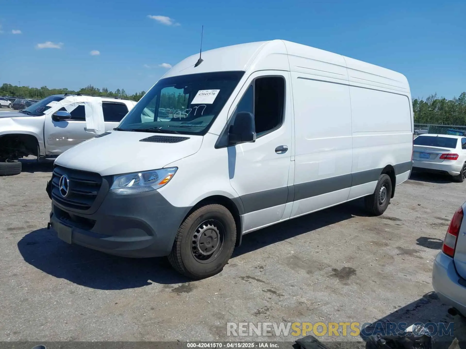2 Photograph of a damaged car W1Y4KCHY7RT179877 MERCEDES-BENZ SPRINTER 2500 2024
