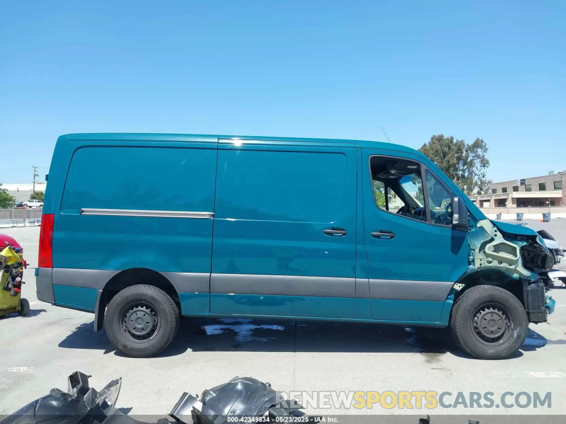 14 Photograph of a damaged car W1Y4NBHY5RT184920 MERCEDES-BENZ SPRINTER 2500 2024