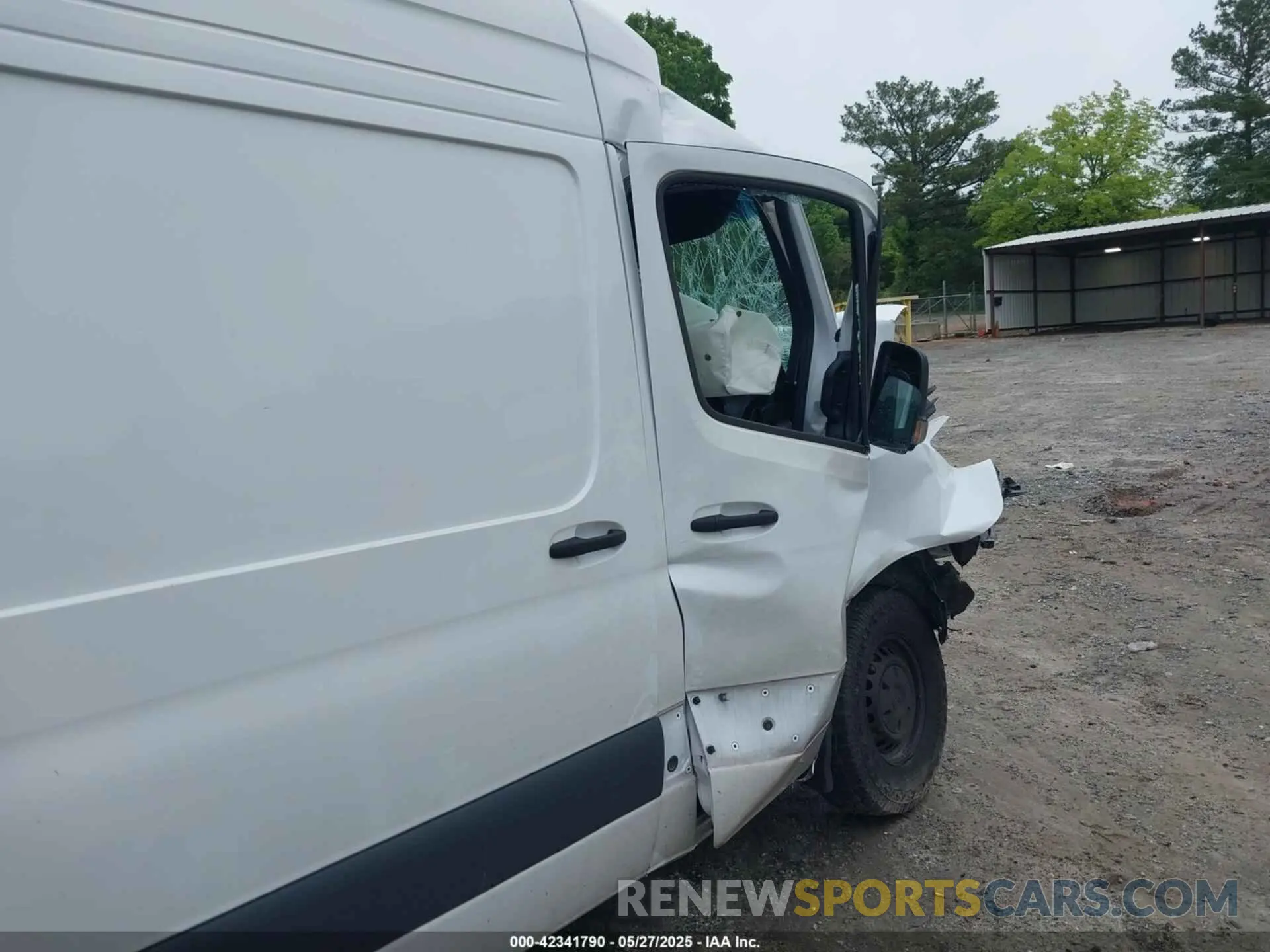 6 Photograph of a damaged car W1Y4NDHY0RT174159 MERCEDES-BENZ SPRINTER 2500 2024