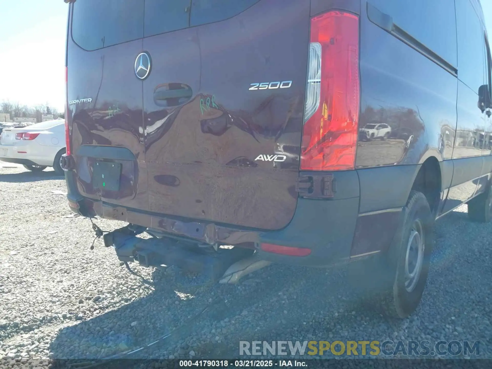 17 Photograph of a damaged car W1Z4NFVY9RP708618 MERCEDES-BENZ SPRINTER 2500 2024