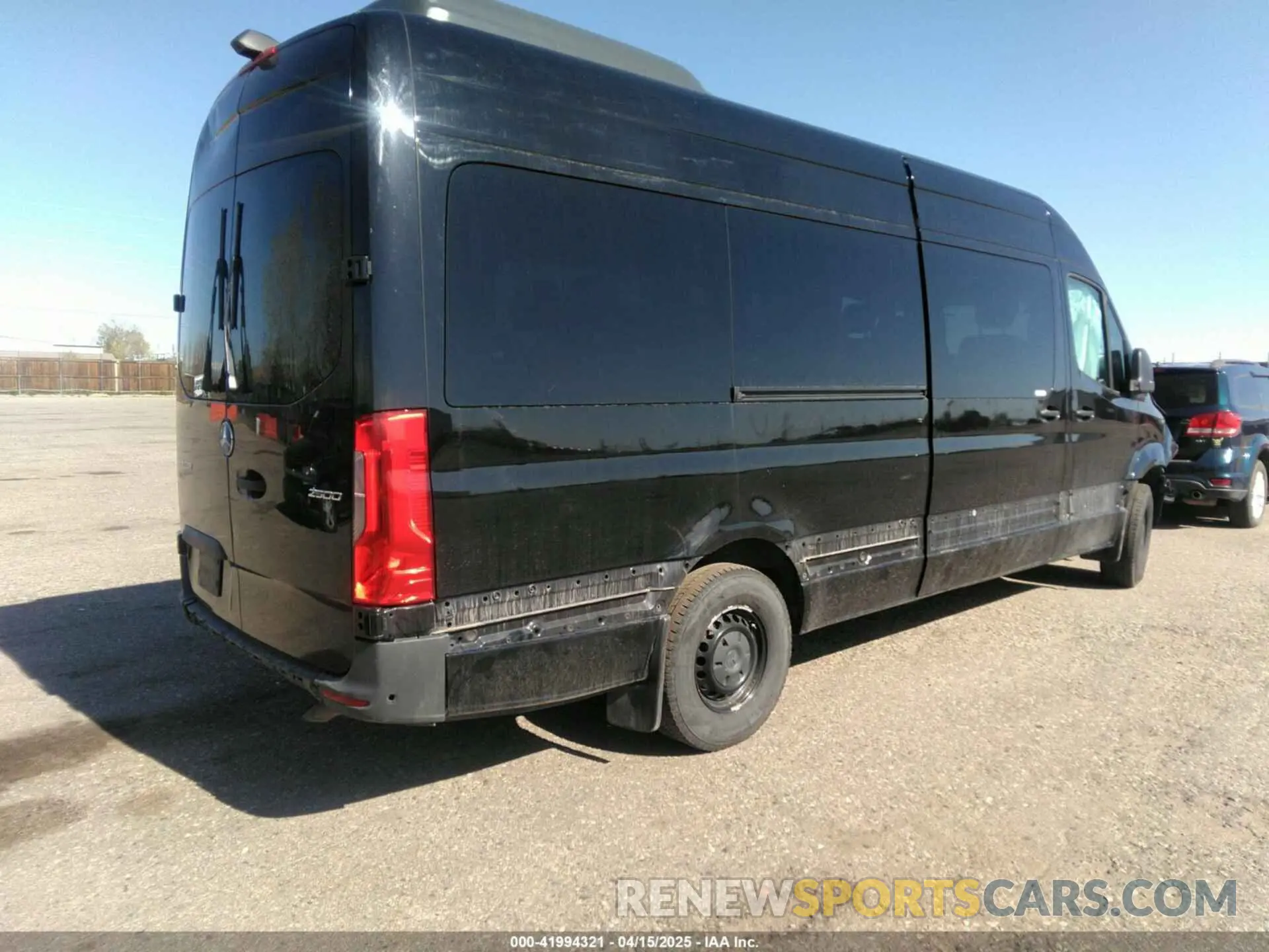 4 Photograph of a damaged car W1Z4NGHY2RT162429 MERCEDES-BENZ SPRINTER 2500 2024