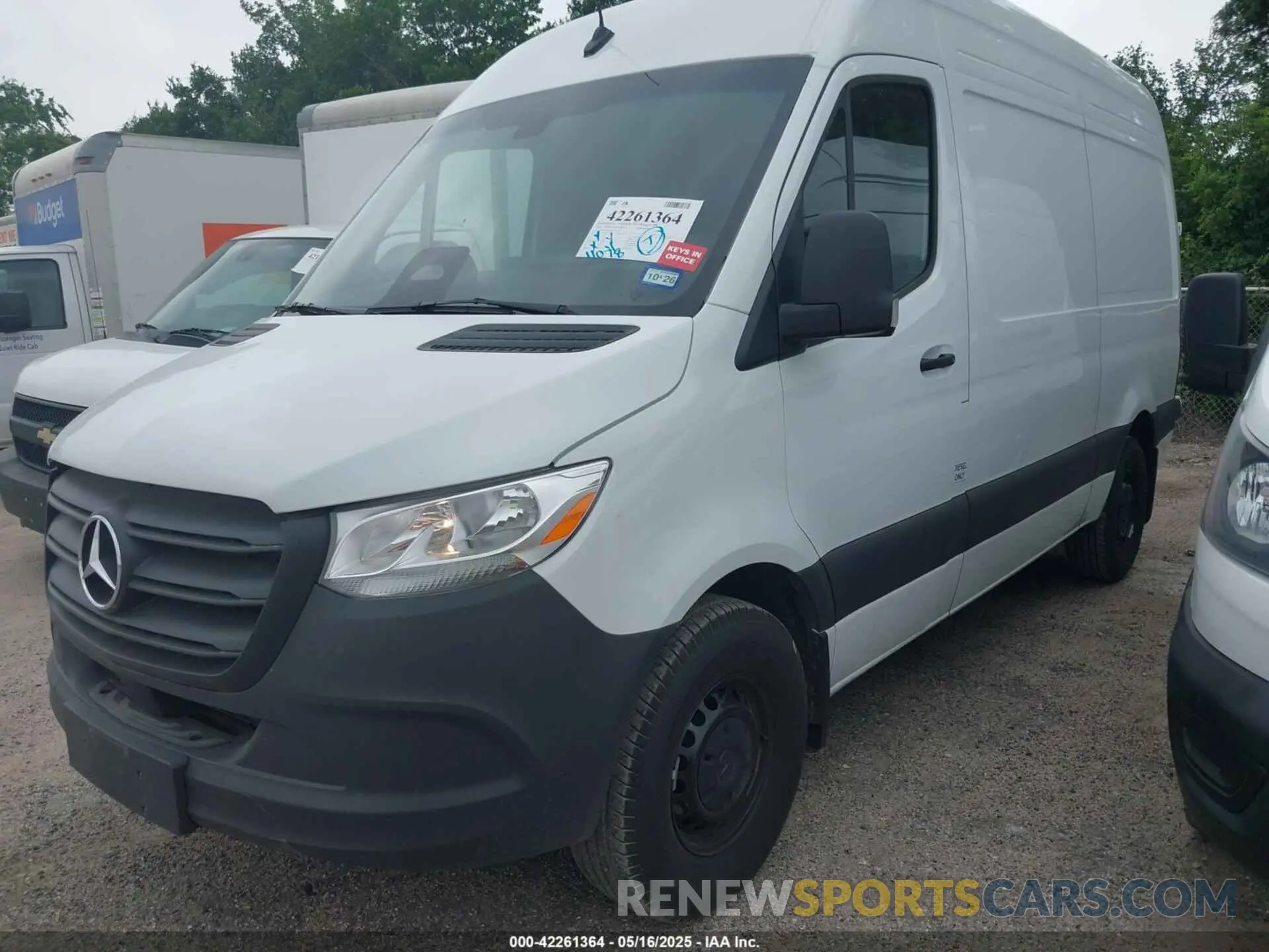 2 Photograph of a damaged car W1Y4KBHY7SP761633 MERCEDES-BENZ SPRINTER 2500 2025