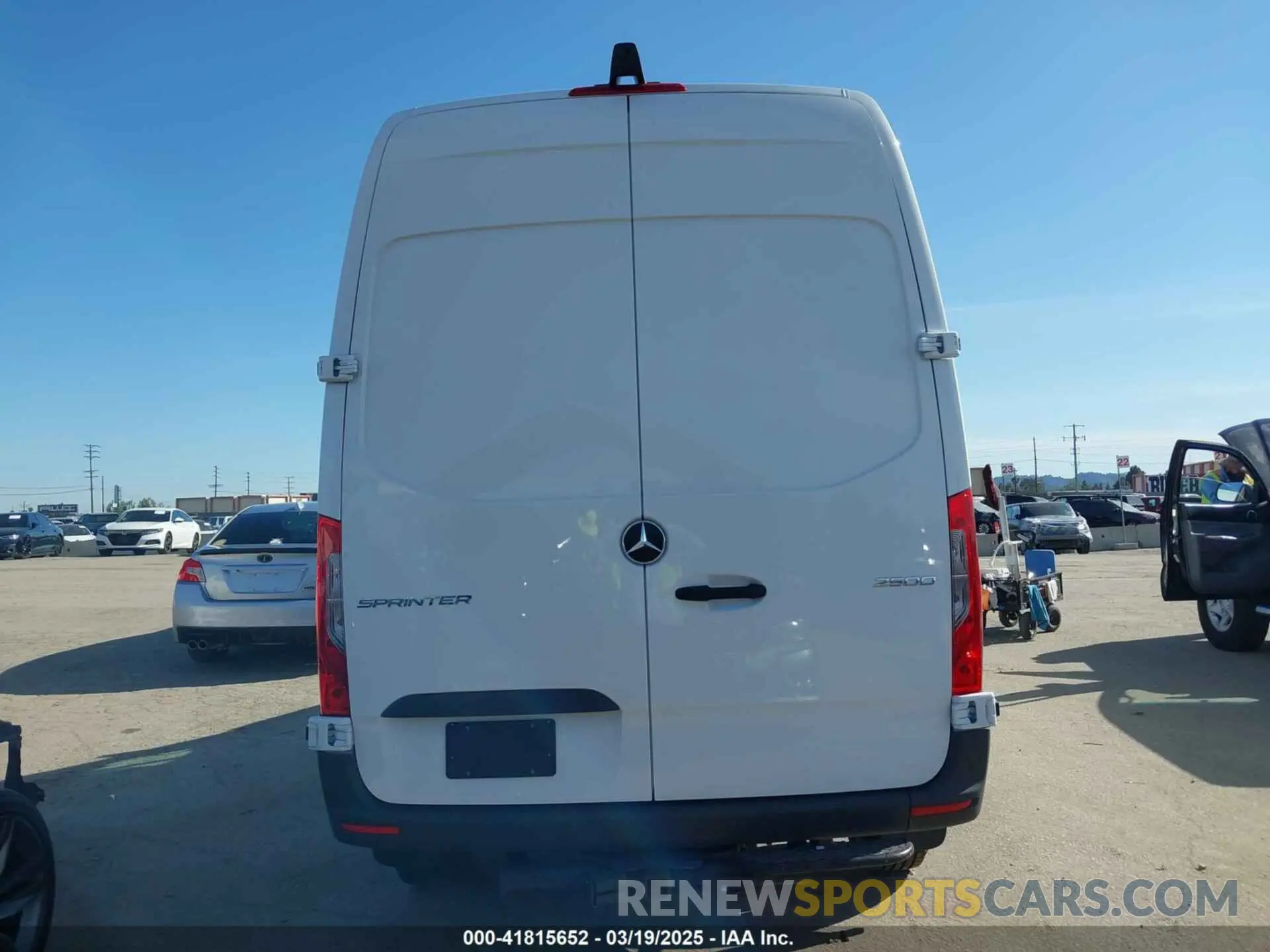 15 Photograph of a damaged car W1Y4NBHY4ST205052 MERCEDES-BENZ SPRINTER 2500 2025