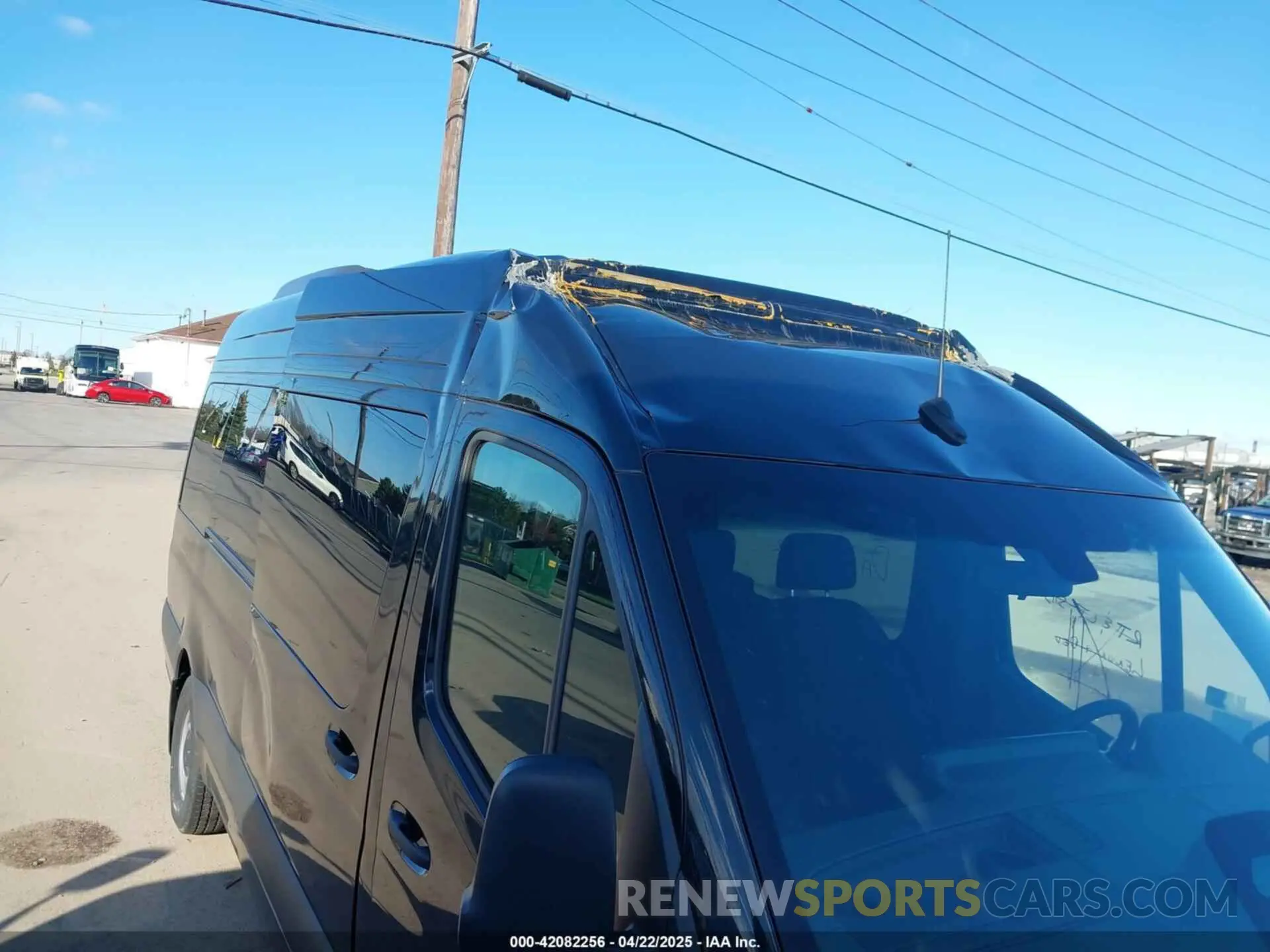 21 Photograph of a damaged car W1Z4KGHY2ST213362 MERCEDES-BENZ SPRINTER 2500 2025