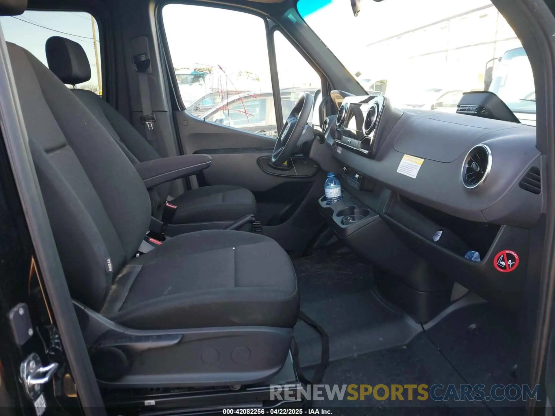 5 Photograph of a damaged car W1Z4KGHY2ST213362 MERCEDES-BENZ SPRINTER 2500 2025