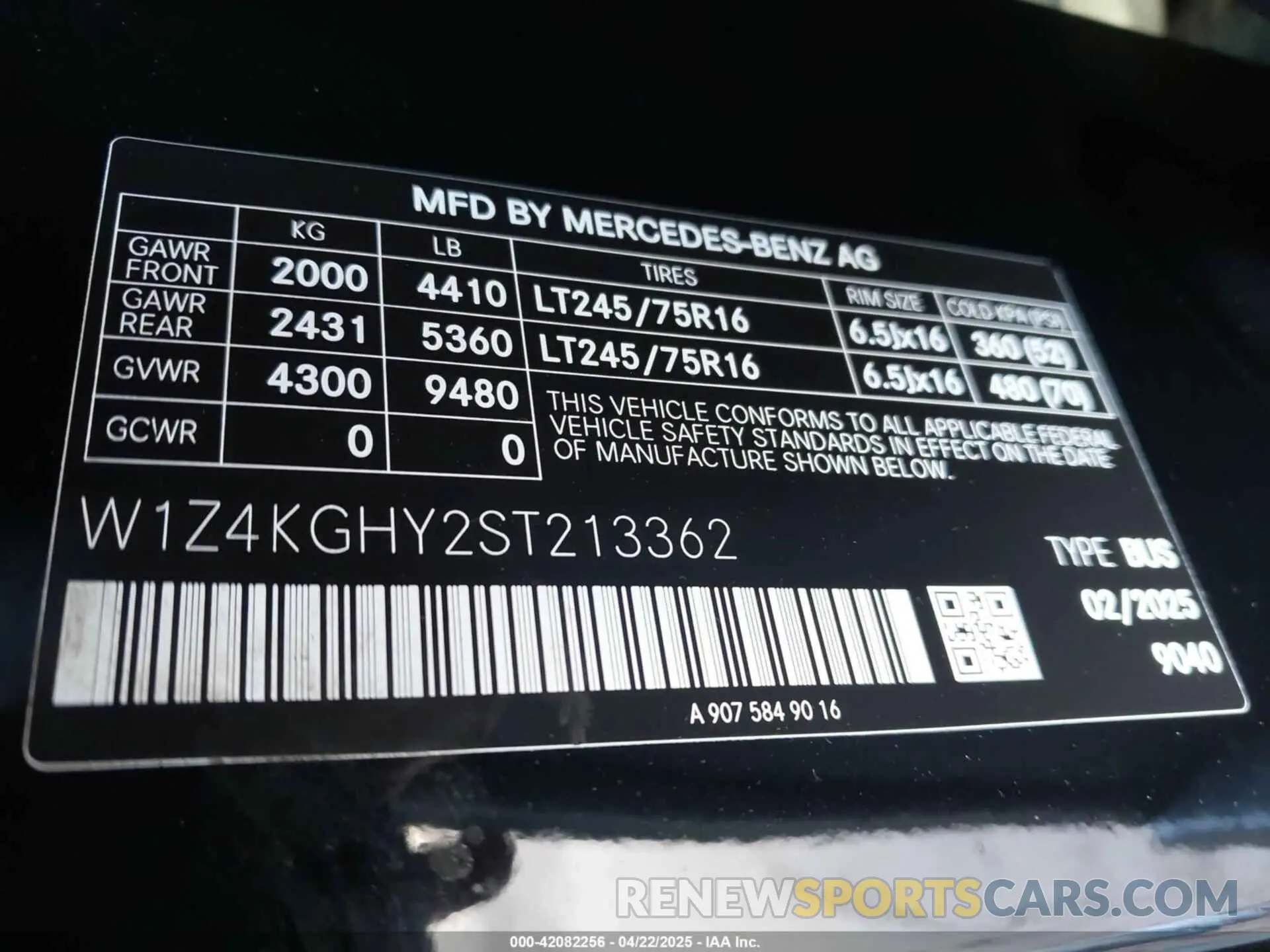 9 Photograph of a damaged car W1Z4KGHY2ST213362 MERCEDES-BENZ SPRINTER 2500 2025
