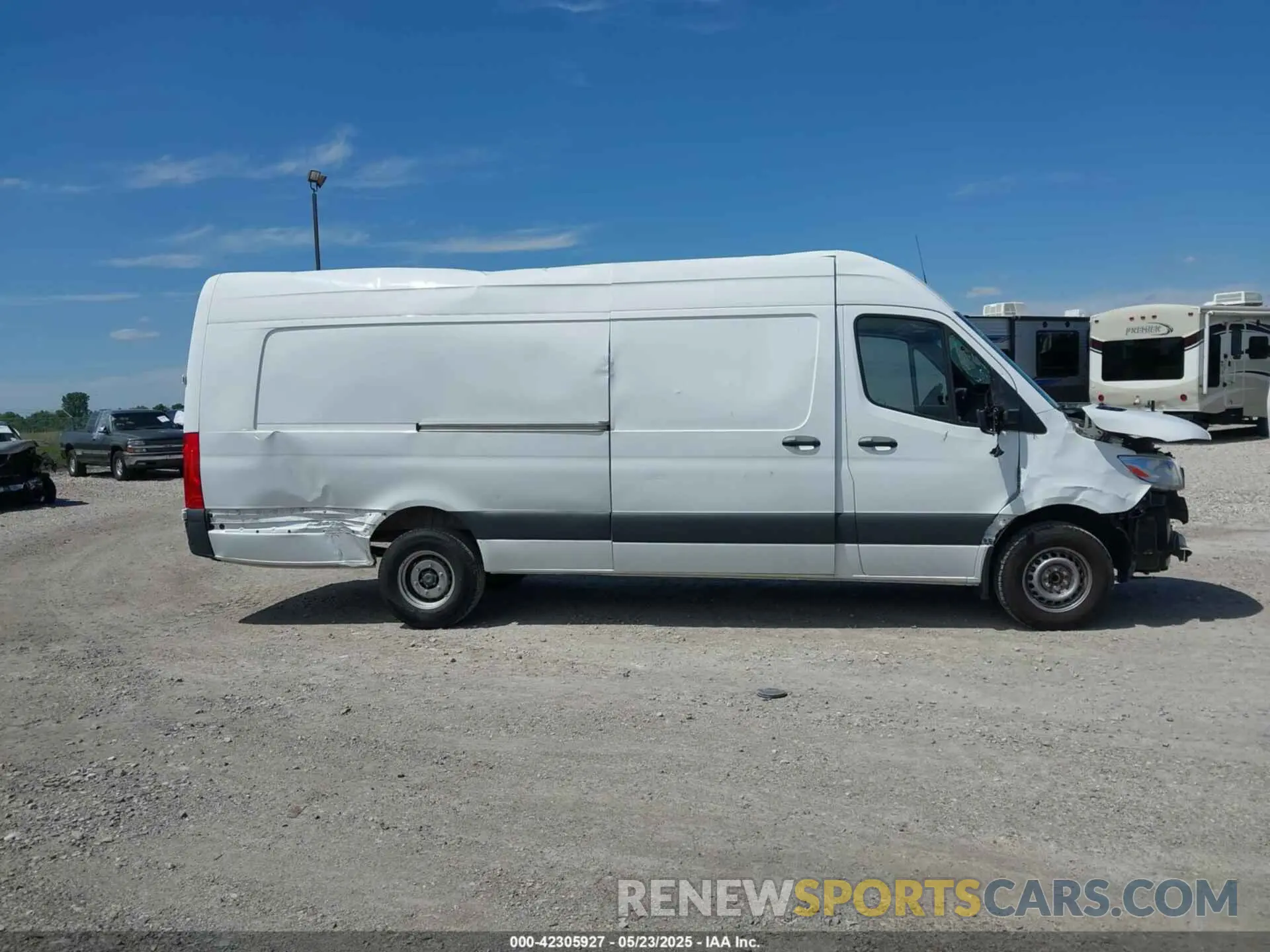 13 Photograph of a damaged car W1Y5EDHY0NT093256 MERCEDES-BENZ SPRINTER 3500 2022