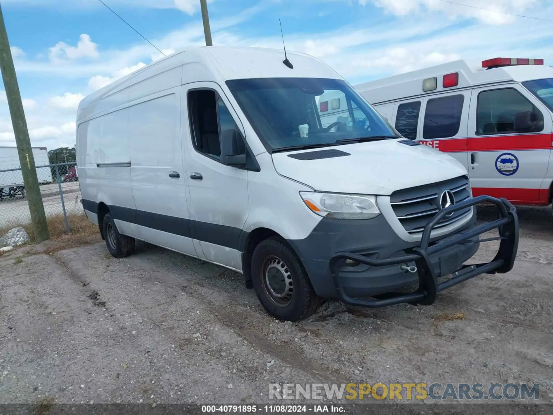 1 Photograph of a damaged car W1Y5NCHYXPT131315 MERCEDES-BENZ SPRINTER 3500 2023