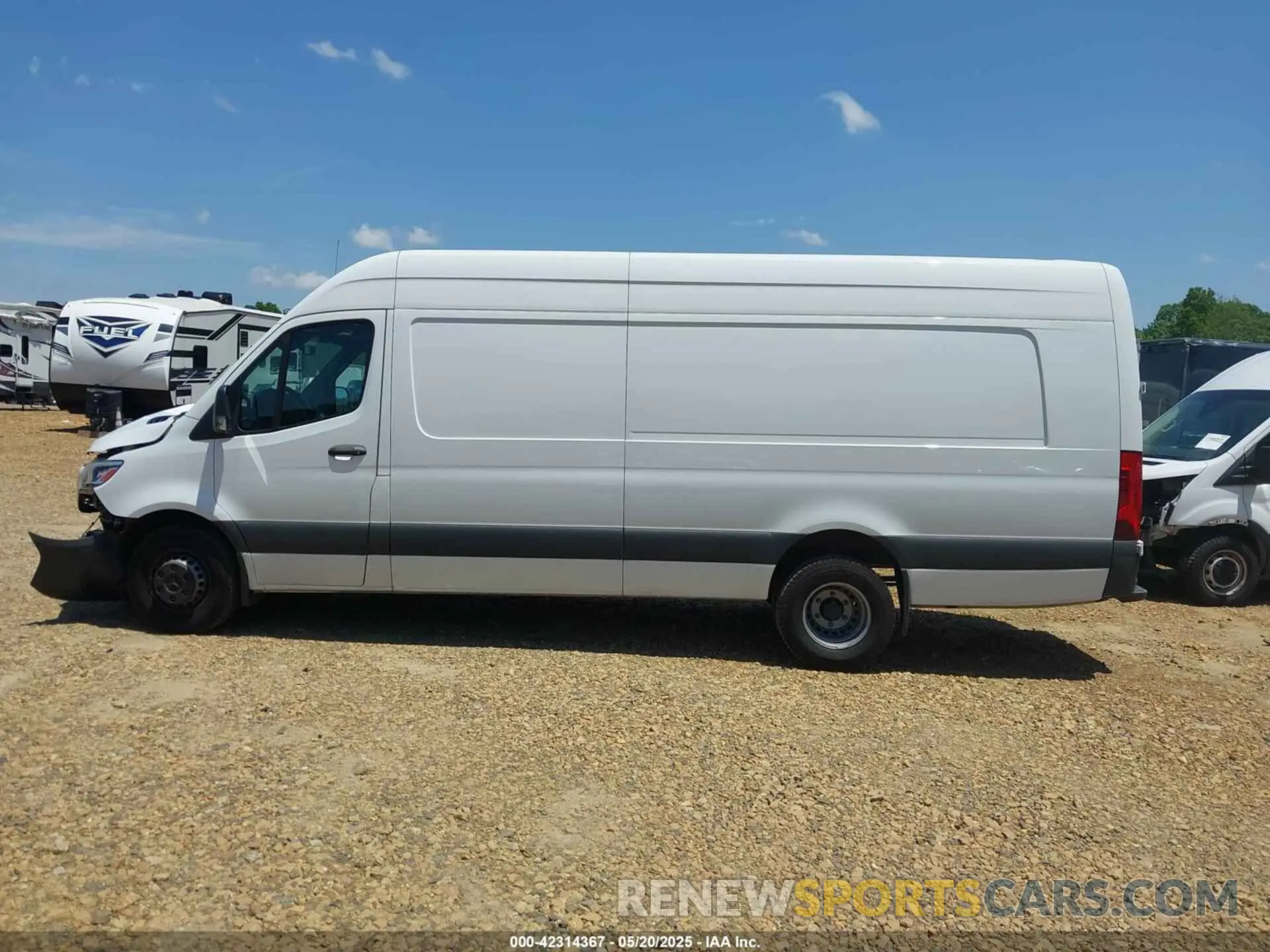 14 Photograph of a damaged car W1Y5NDHY0PT151580 MERCEDES-BENZ SPRINTER 3500 2023