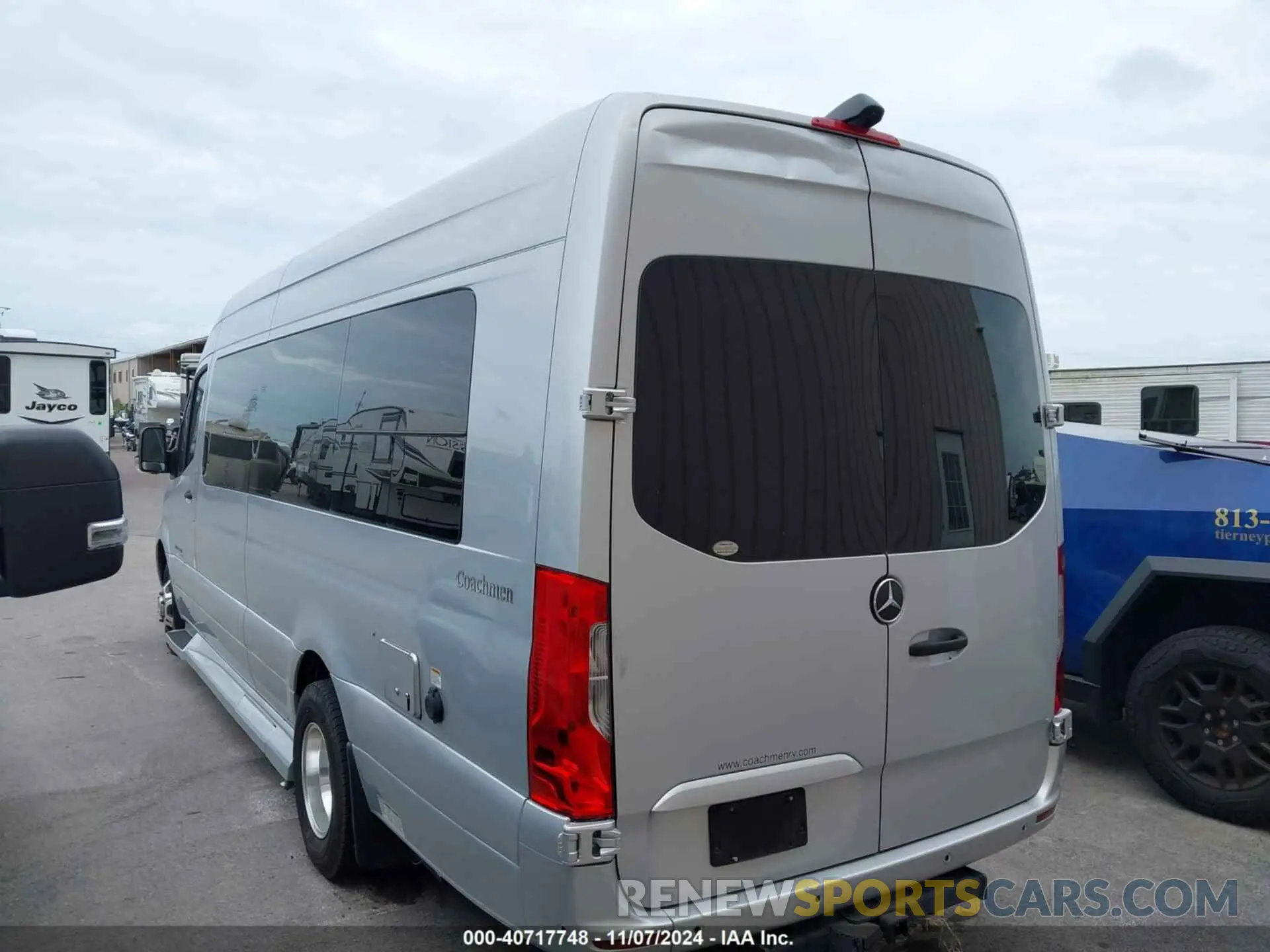 3 Photograph of a damaged car W1X8ED3YXKP194396 MERCEDES-BENZ SPRINTER 3500XD 2019