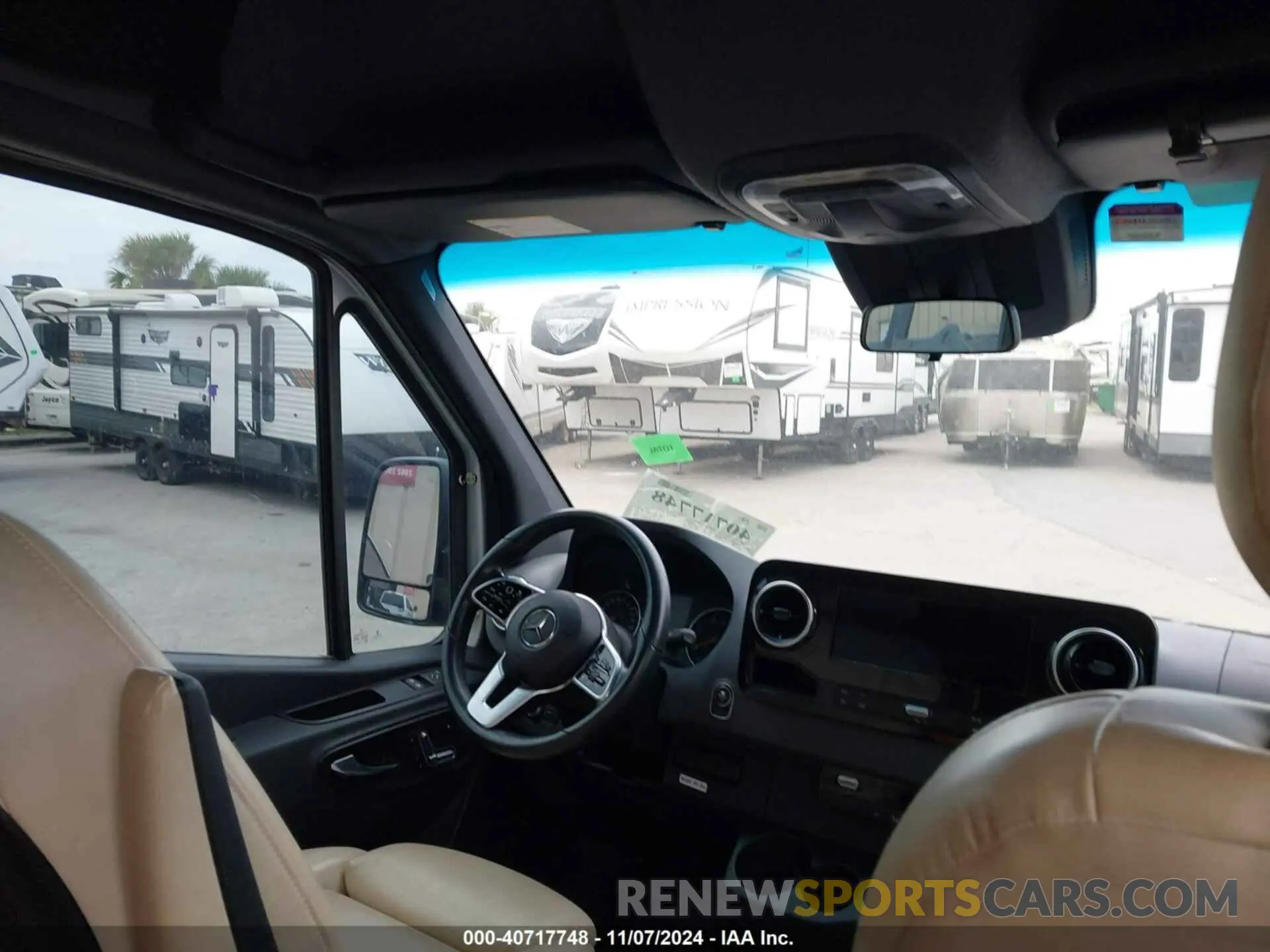 5 Photograph of a damaged car W1X8ED3YXKP194396 MERCEDES-BENZ SPRINTER 3500XD 2019