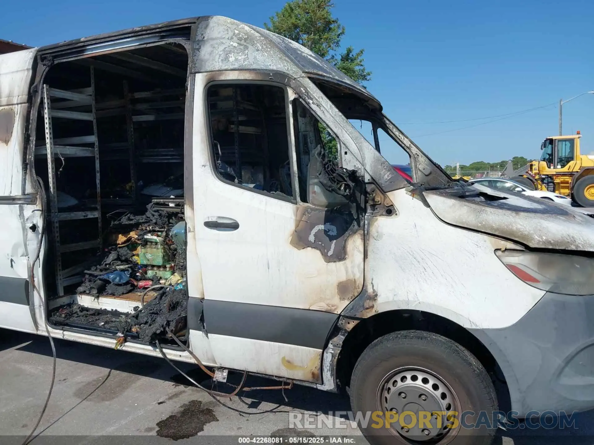 12 Photograph of a damaged car WD3PF4CC0KP038696 MERCEDES-BENZ SPRINTER 3500XD 2019