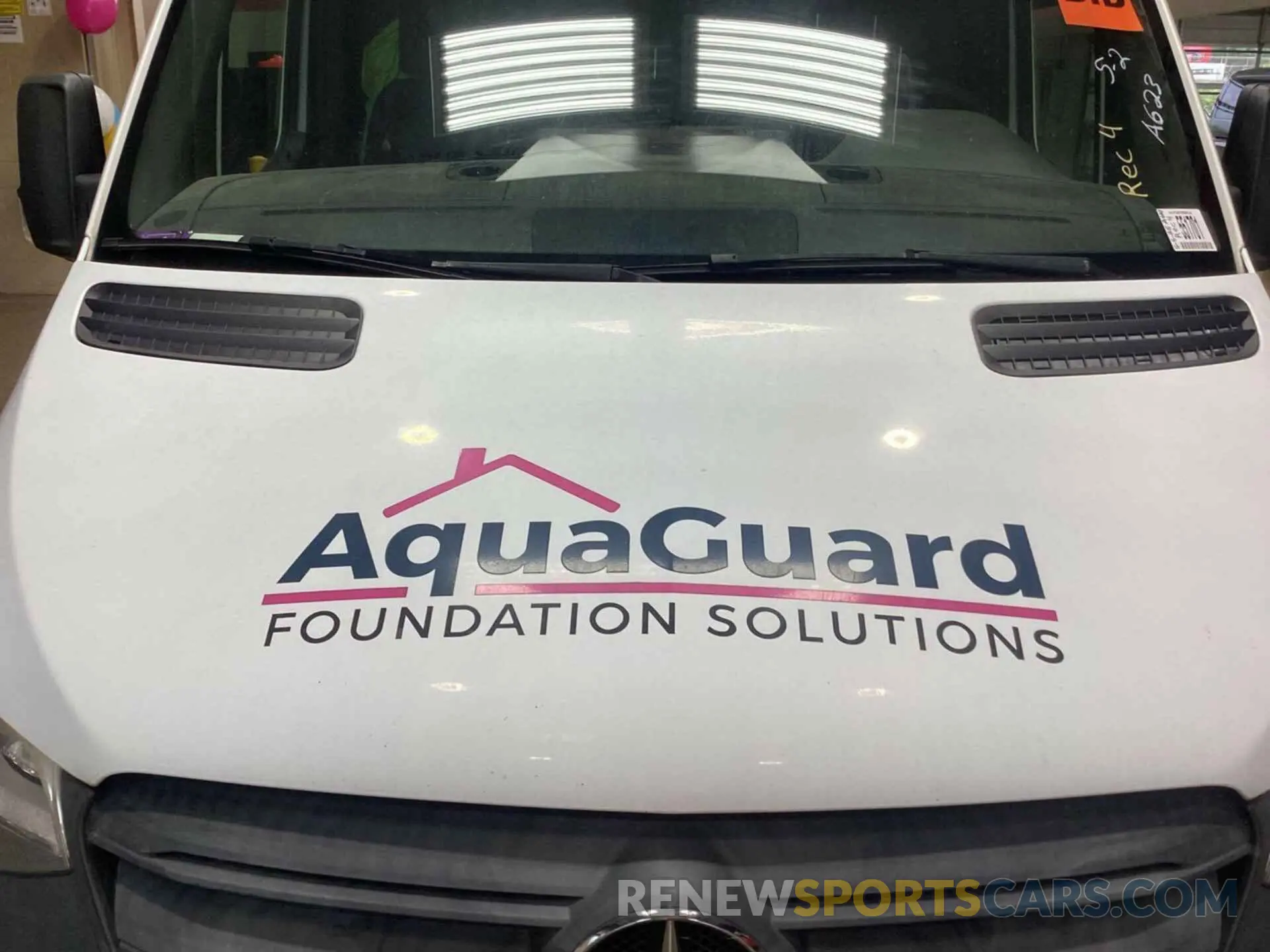 30 Photograph of a damaged car WD3PF4CC1KP025567 MERCEDES-BENZ SPRINTER 3500XD 2019