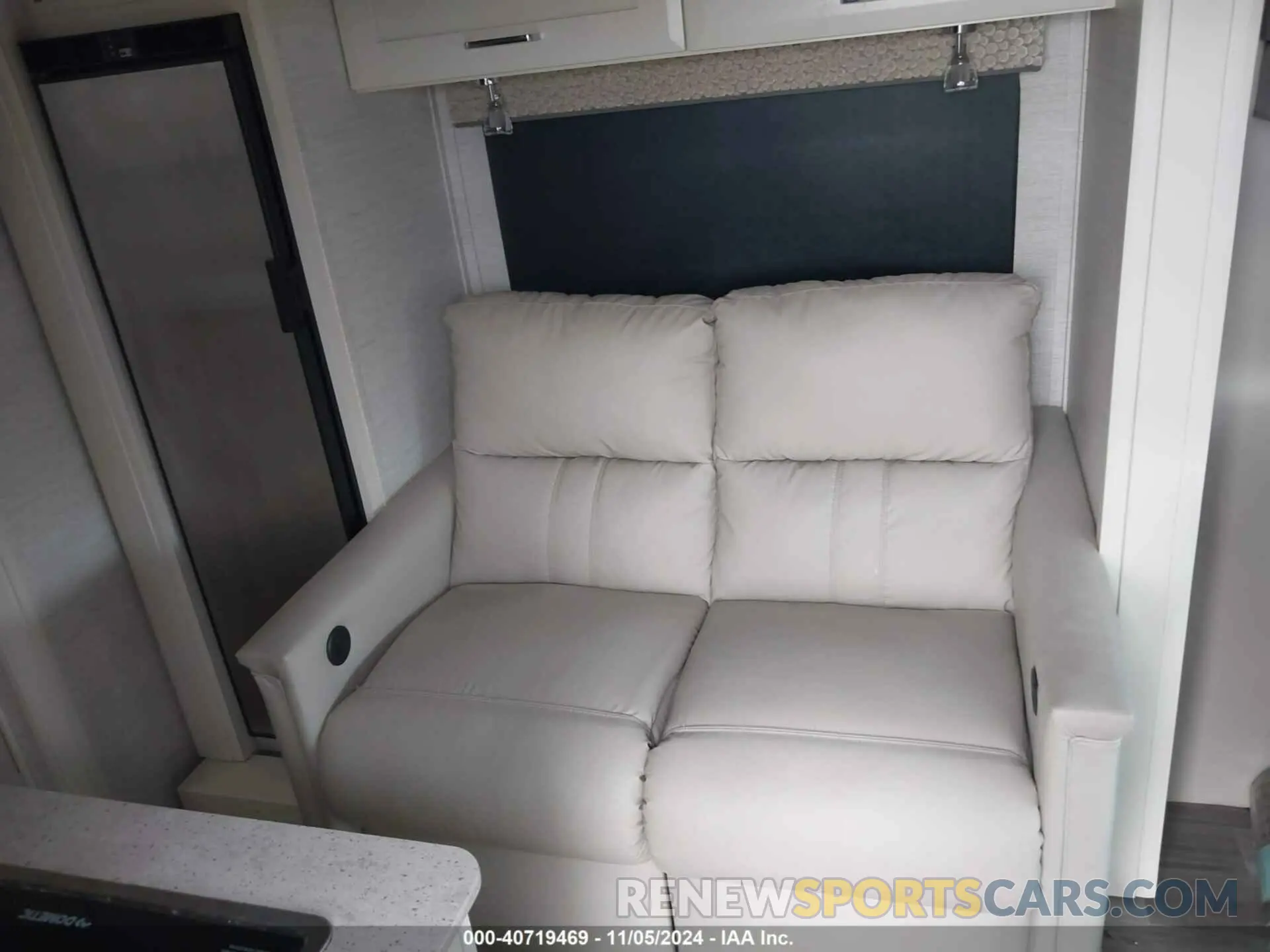 12 Photograph of a damaged car W1X8E33Y7LN124457 MERCEDES-BENZ SPRINTER 3500XD 2020