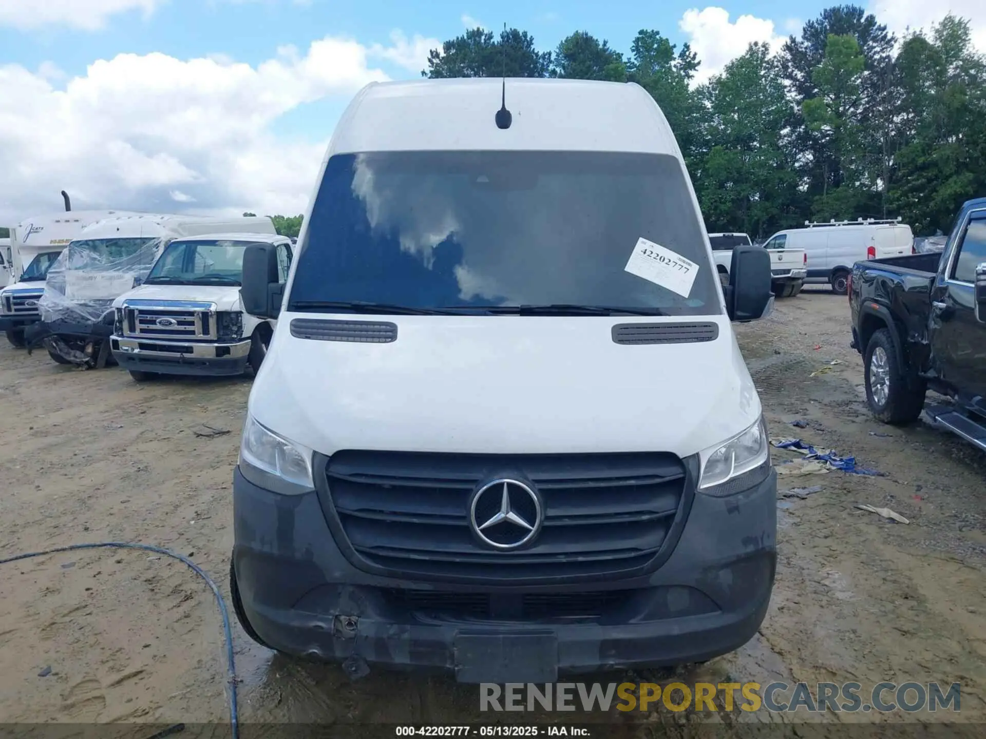 12 Photograph of a damaged car W1Y8ED3Y4NT083379 MERCEDES-BENZ SPRINTER 3500XD 2022