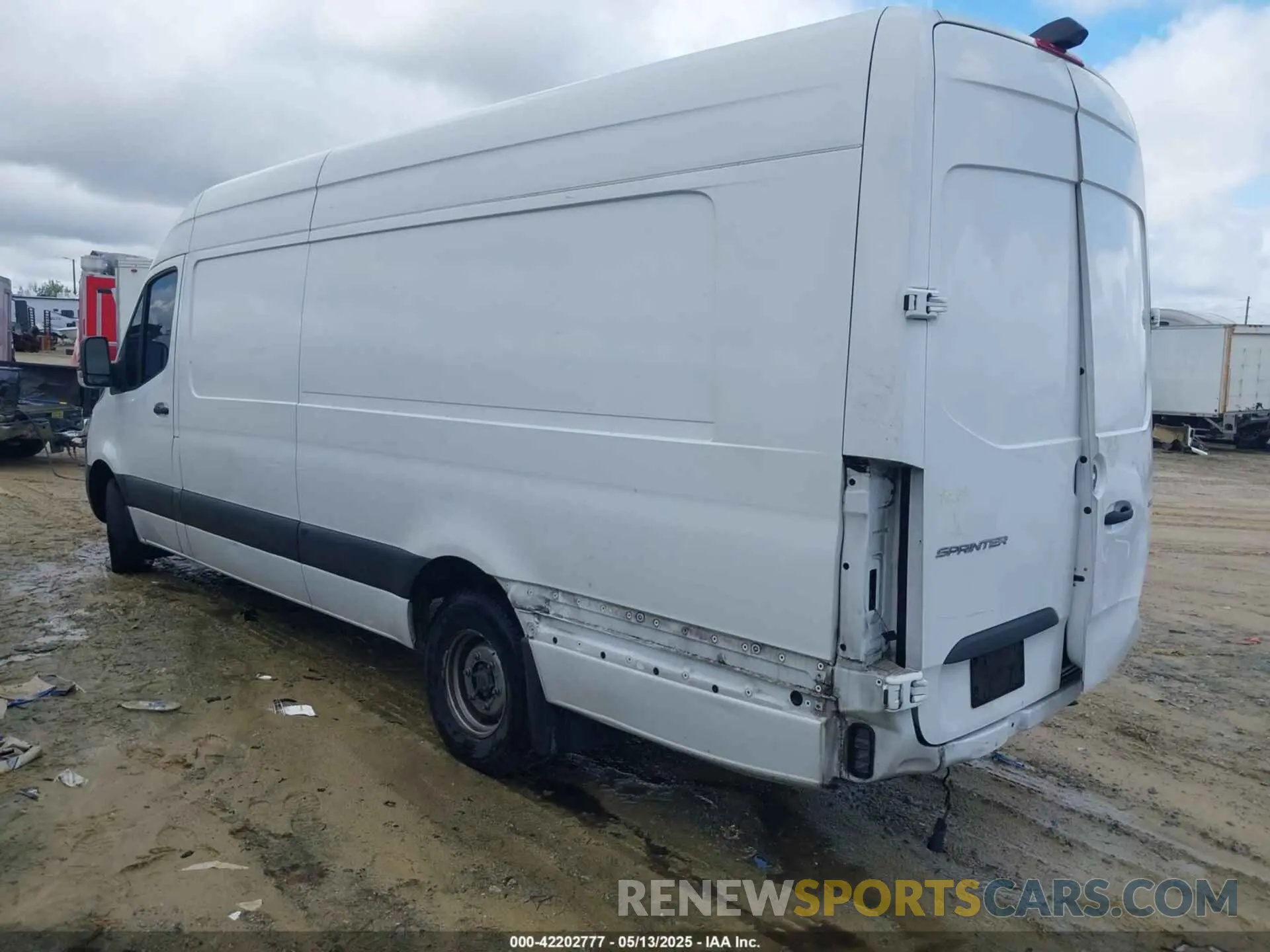 3 Photograph of a damaged car W1Y8ED3Y4NT083379 MERCEDES-BENZ SPRINTER 3500XD 2022