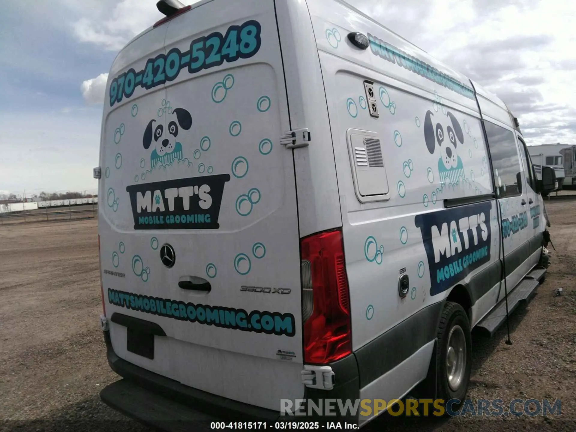 3 Photograph of a damaged car W1W8NC3Y0PT140120 MERCEDES-BENZ SPRINTER 3500XD 2023