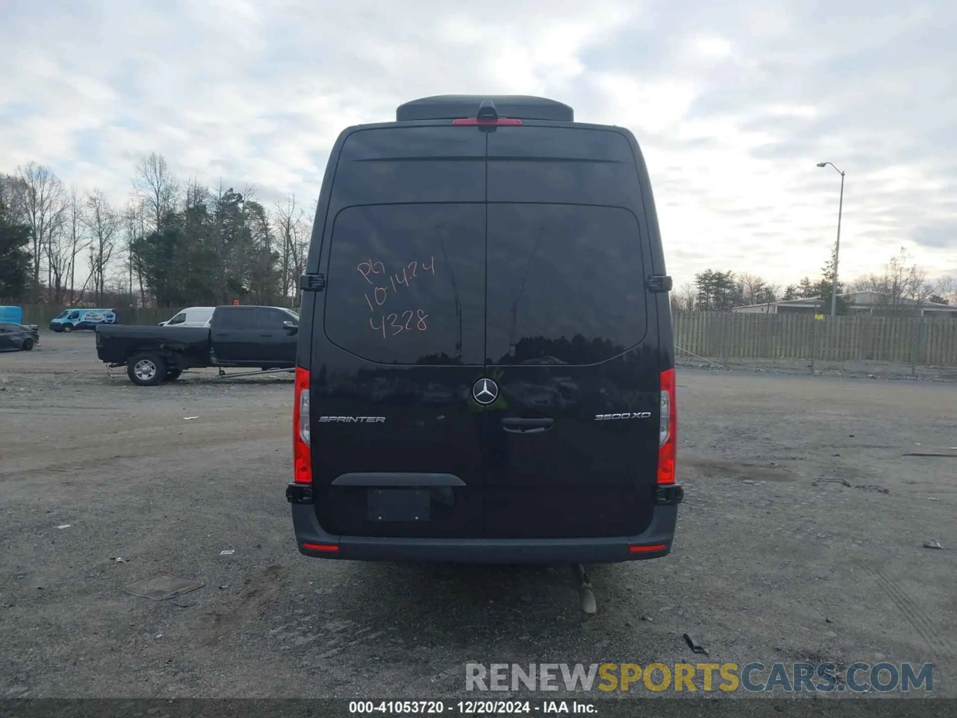 15 Photograph of a damaged car W1X8ND3Y7RT184328 MERCEDES-BENZ SPRINTER 3500XD 2024