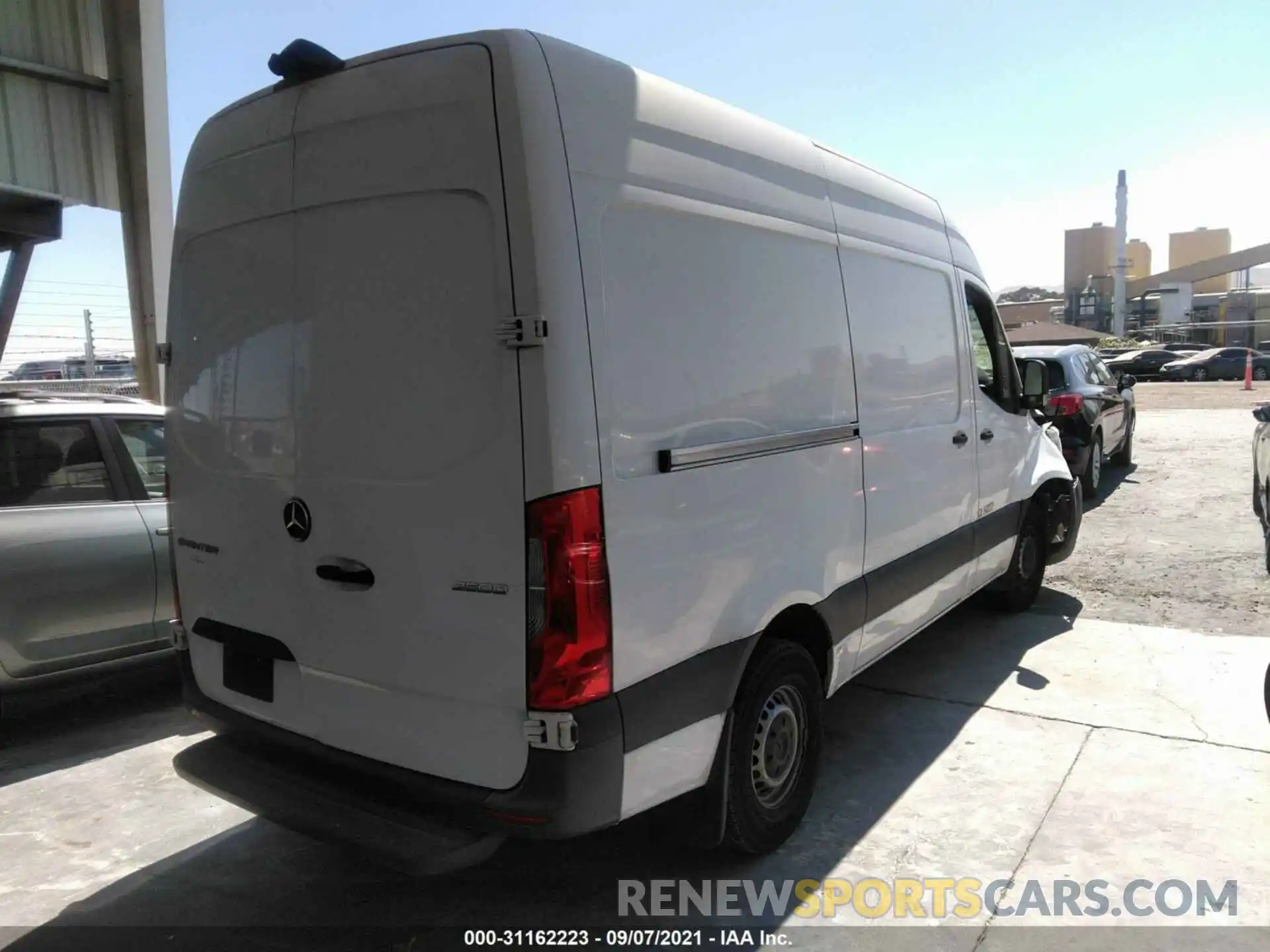 4 Photograph of a damaged car WD3PF0CD8KP057711 MERCEDES-BENZ SPRINTER CARGO VAN 2019