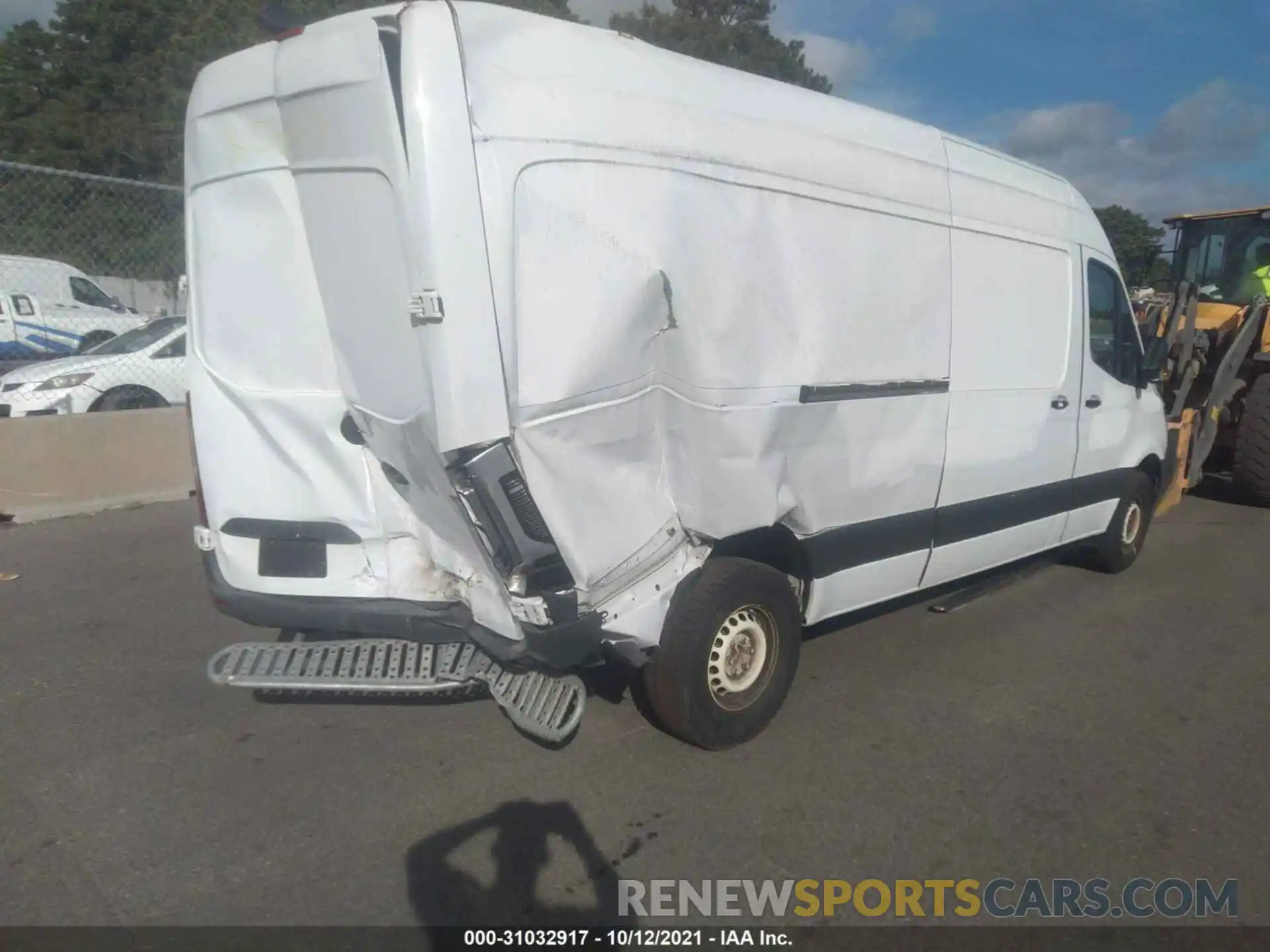 4 Photograph of a damaged car WD3PF1CD1KP063159 MERCEDES-BENZ SPRINTER CARGO VAN 2019