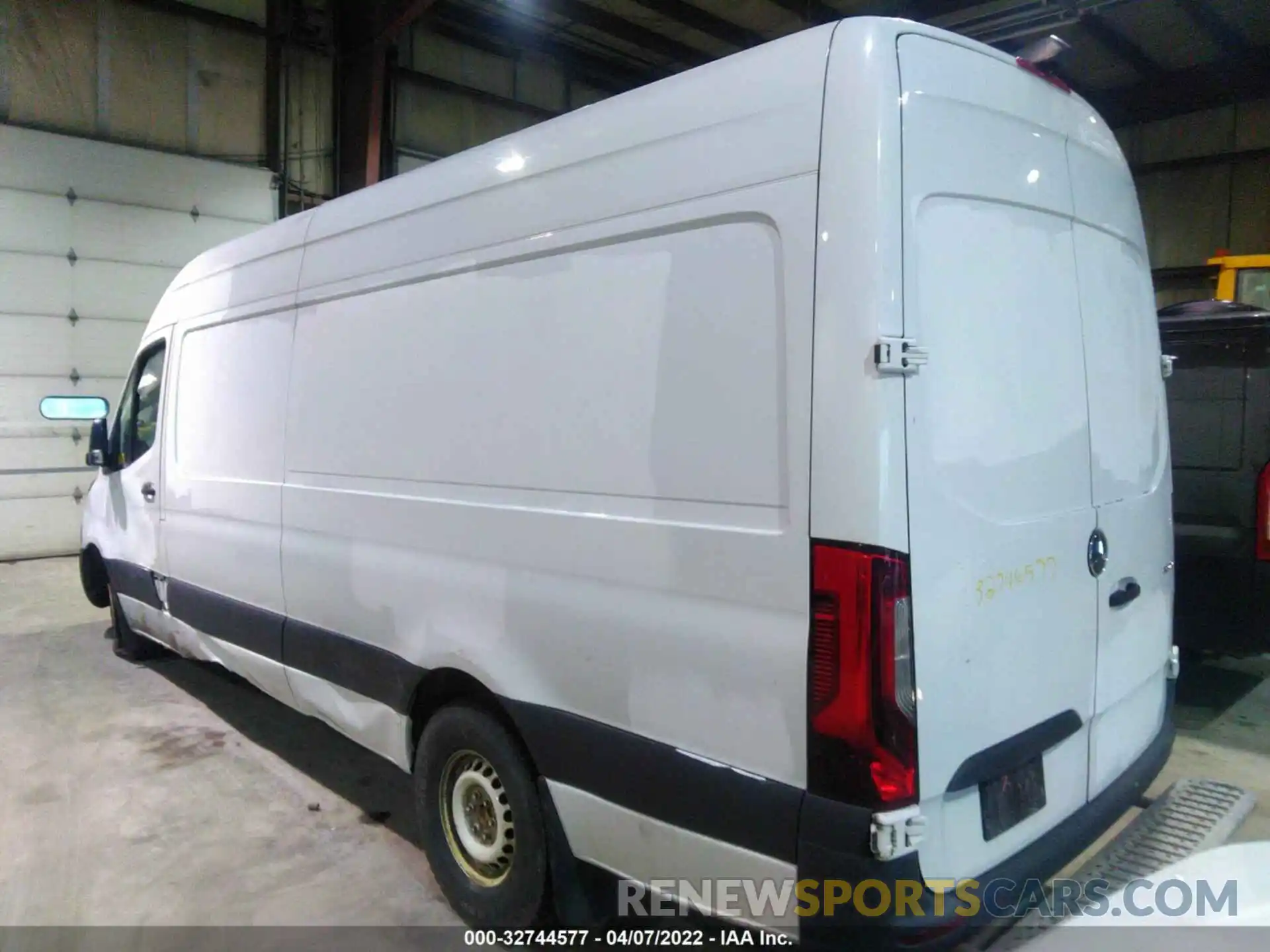 3 Photograph of a damaged car WD3PF1CD1KP084349 MERCEDES-BENZ SPRINTER CARGO VAN 2019