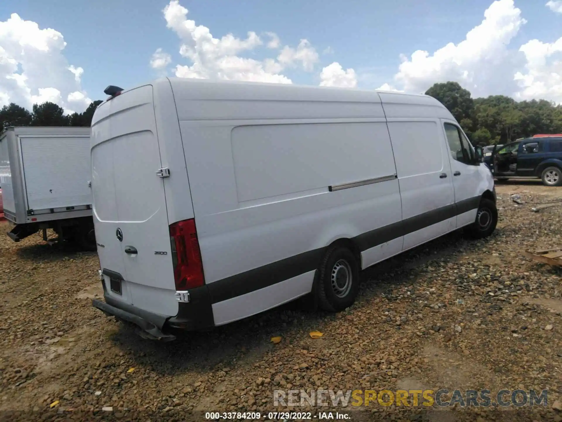 4 Photograph of a damaged car WD3PF1CD6KP179196 MERCEDES-BENZ SPRINTER CARGO VAN 2019