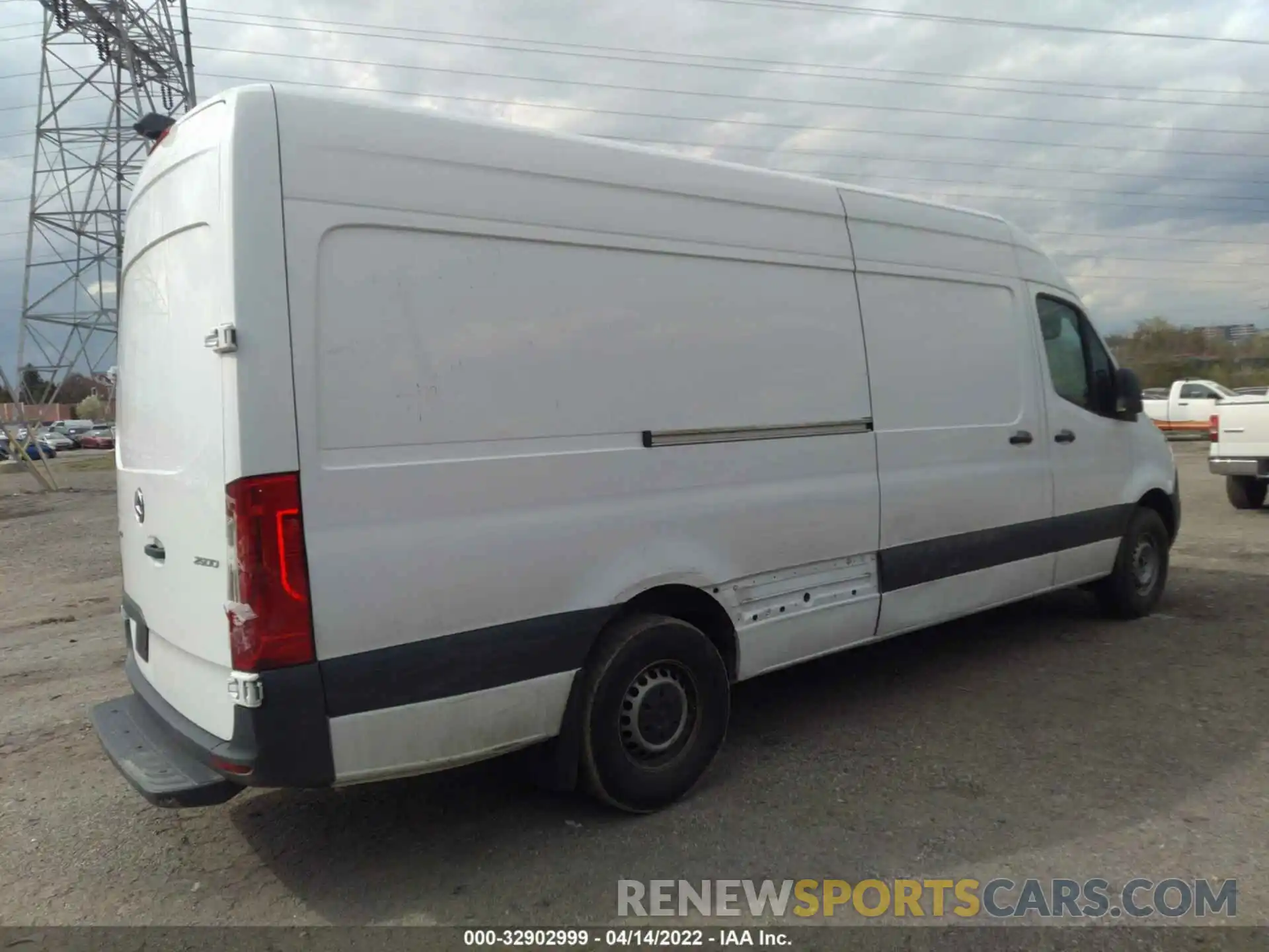 4 Photograph of a damaged car W1Y4ECHY2LT020974 MERCEDES-BENZ SPRINTER CARGO VAN 2020