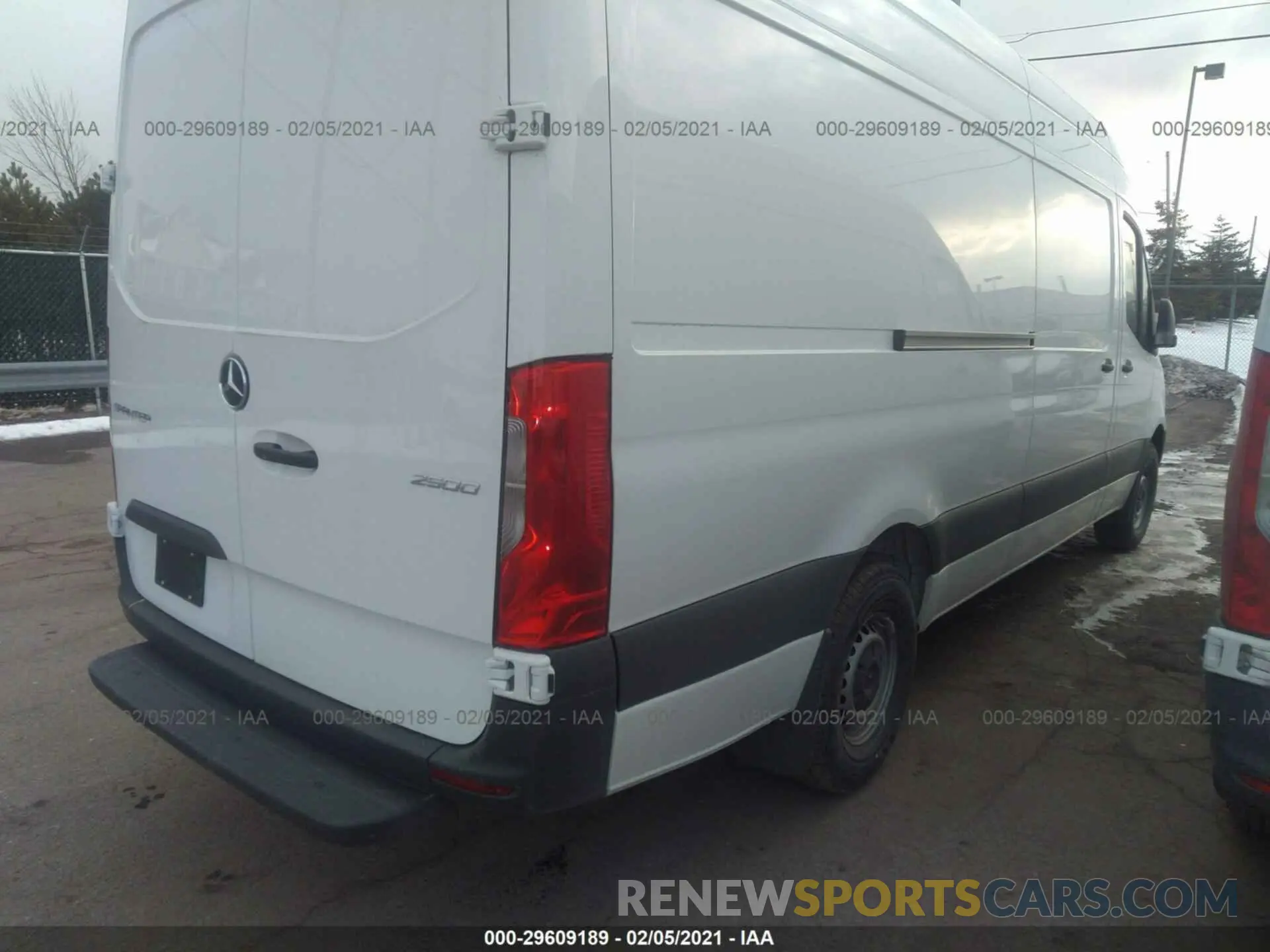4 Photograph of a damaged car W1Y4ECHY6LT043447 MERCEDES-BENZ SPRINTER CARGO VAN 2020